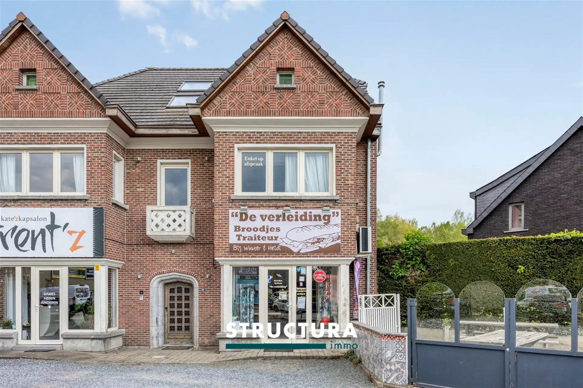 Commerciële ruimte te koop Brusselsesteenweg 220C - 9280 LEBBEKE