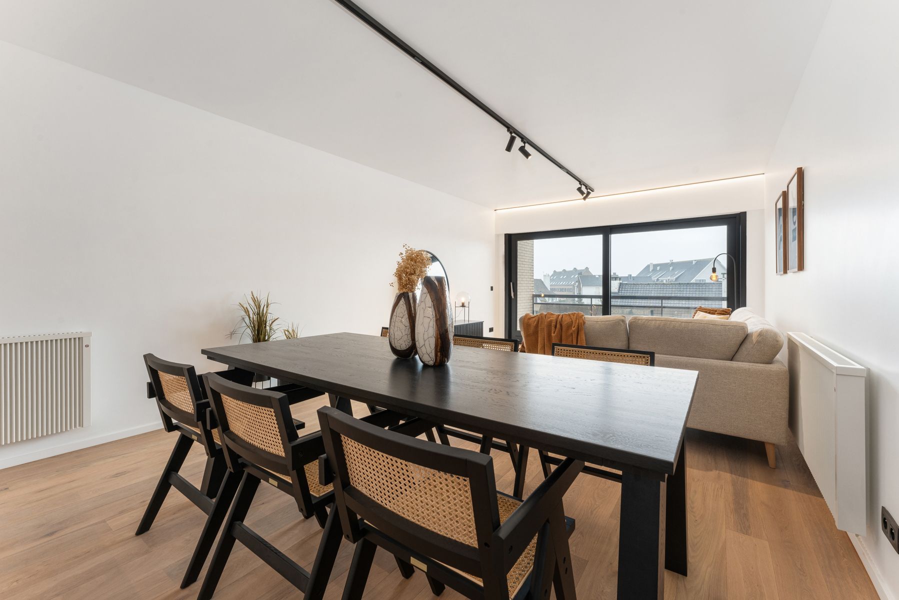 Prachtig vernieuwd appartement op enkele passen van zee foto 4