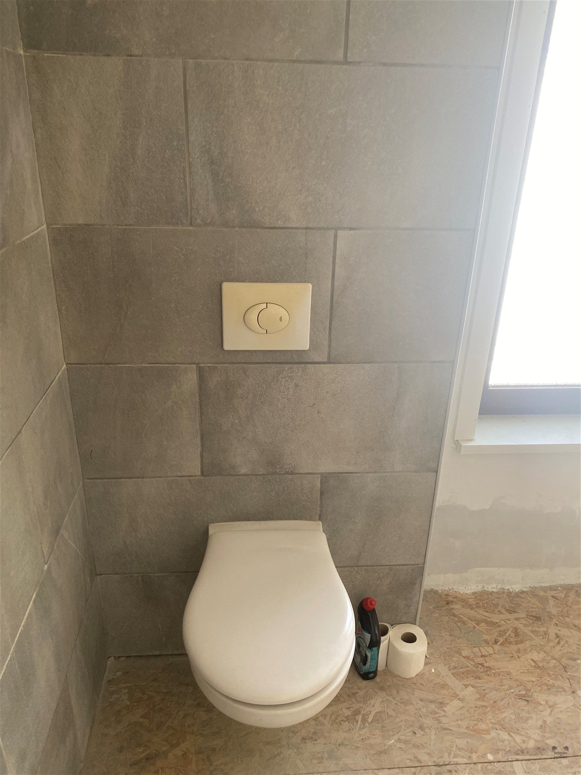 Ruime woning met 5 slaapkamers te Oostende foto 12