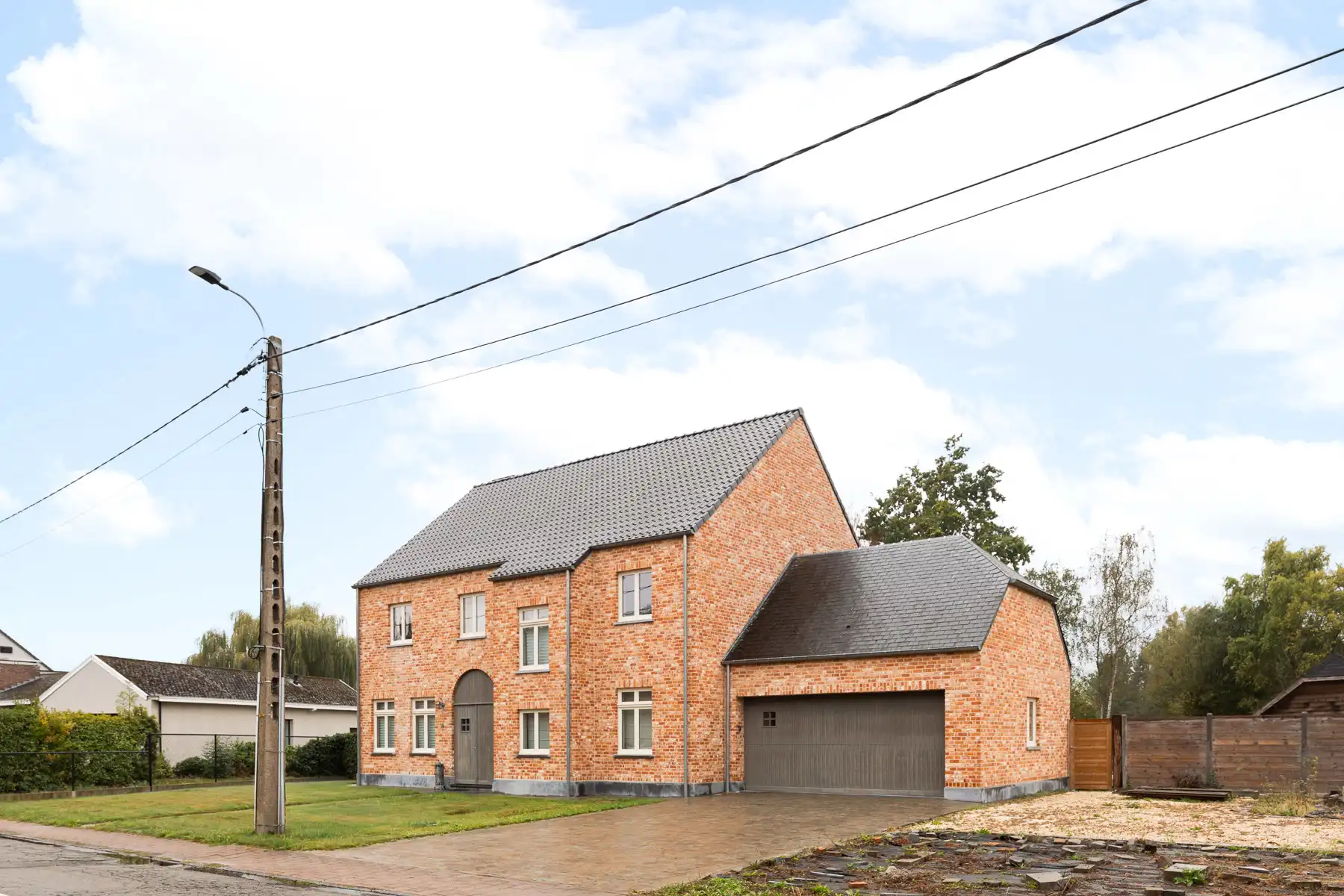 Charmante villa in landelijke stijl met zwembad foto 2