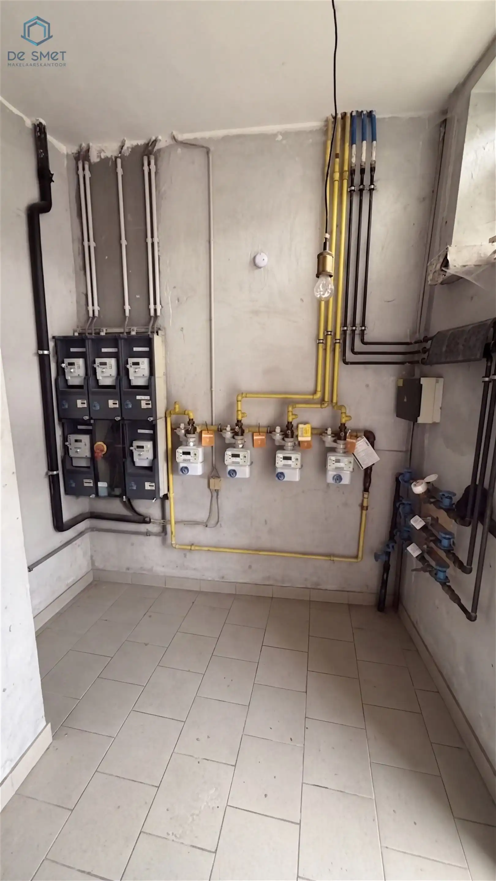 OP TE FRISSEN APPARTEMENT/OPBRENGSTEIGENDOM CENTRUM GERAARDSBERGEN TE KOOP foto 11