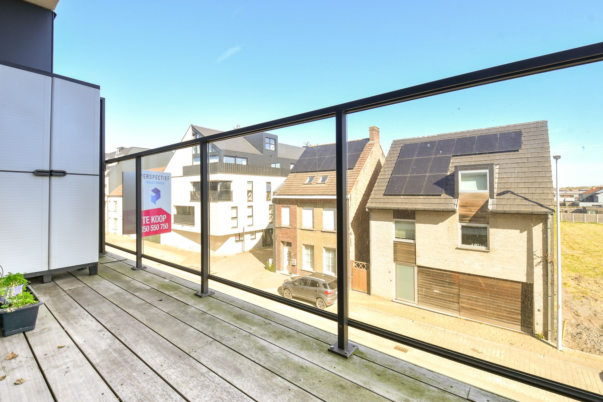 RUIM APPARTEMENT (2de verd) met 2 SLPK & TERRAS foto 2