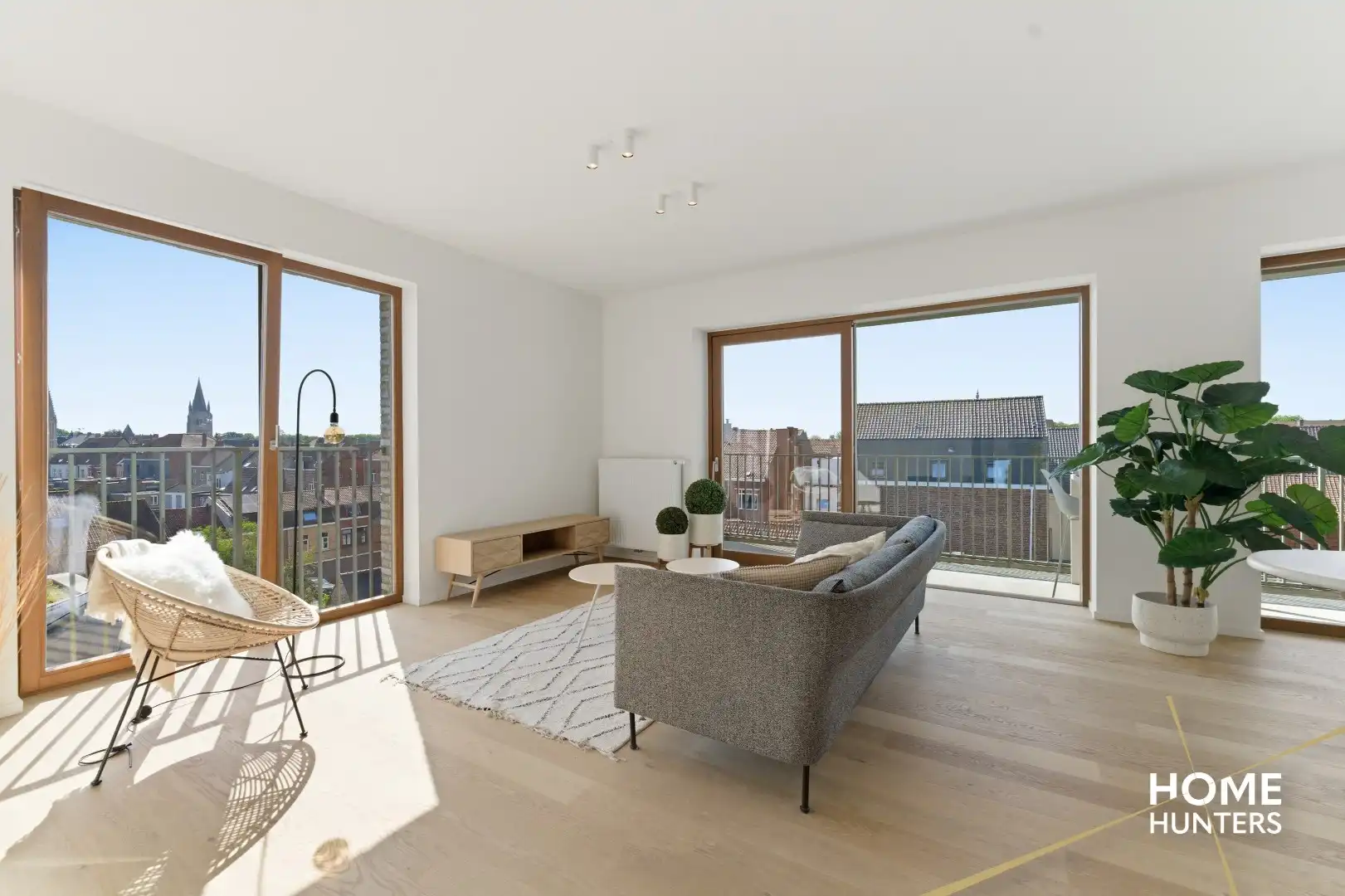 Luxueus appartement met zonnig terras in het hart van het historische stadscentrum van Ieper foto 3