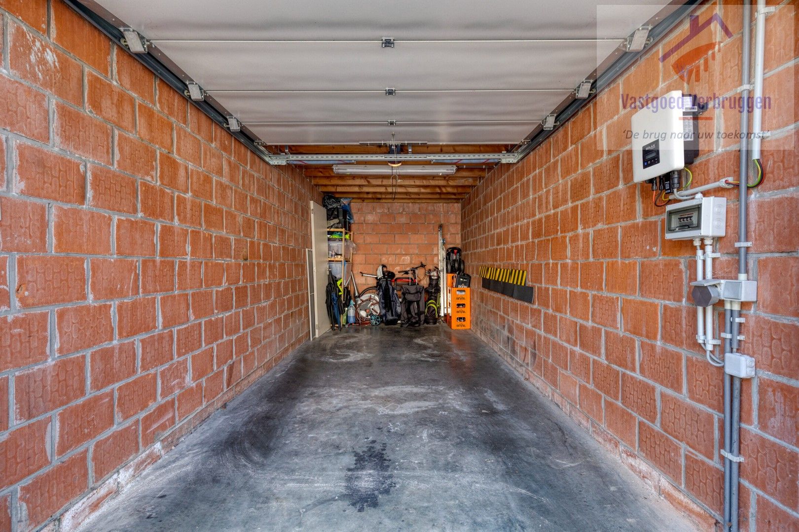 Instapklaar appartement met zuidgericht terras, zonnepanelen en topafwerking in hartje Nieuwerkerken foto 14