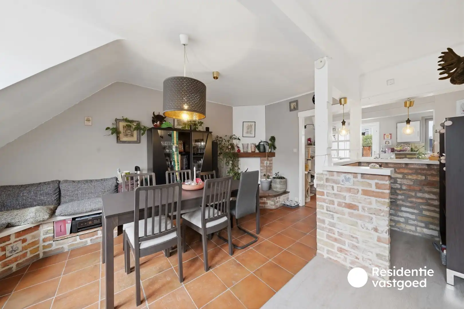  Instapklaar dakappartement met terras op centrale ligging foto 5
