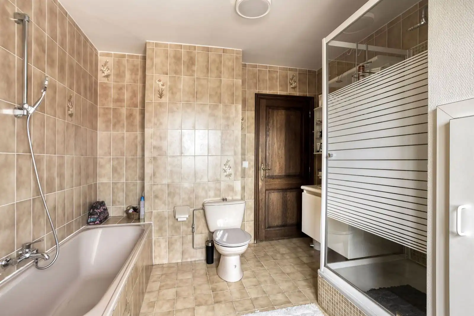 Woning met 4 slaapkamers op een terrein van 21a 92ca foto 23