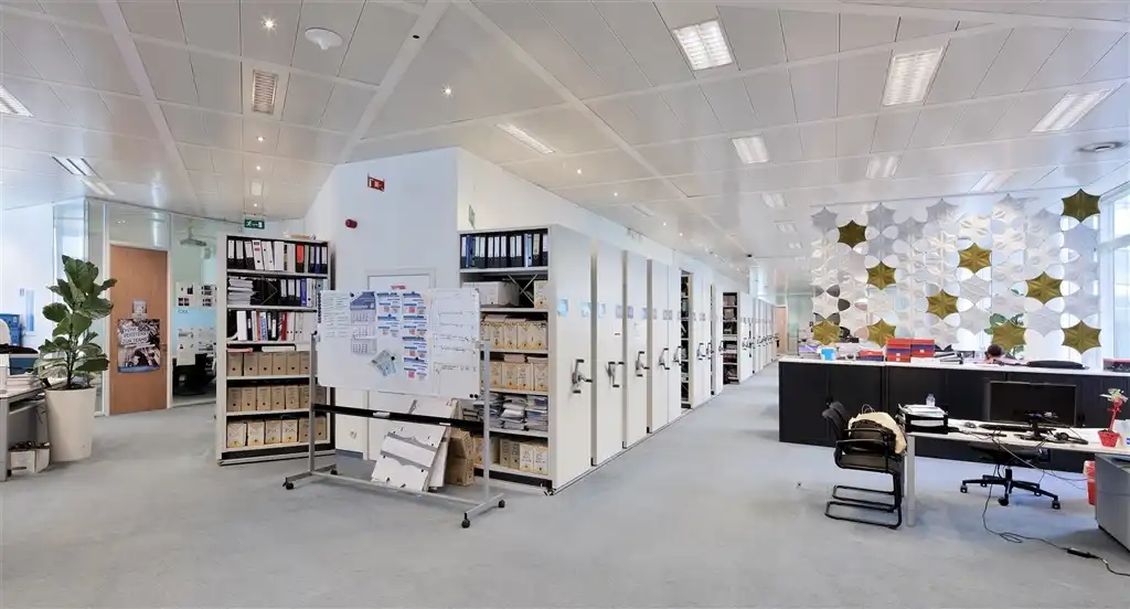 WEB: kantoren te huur vanaf +/-398 m² foto 5