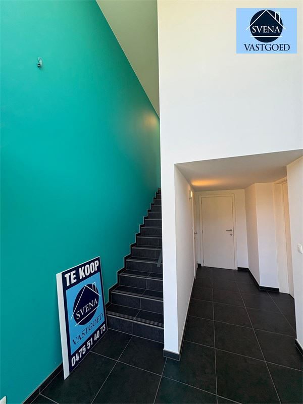 APPARTEMENT MET MAGAZIJN GELEGEN IN KMO ZONE foto 6