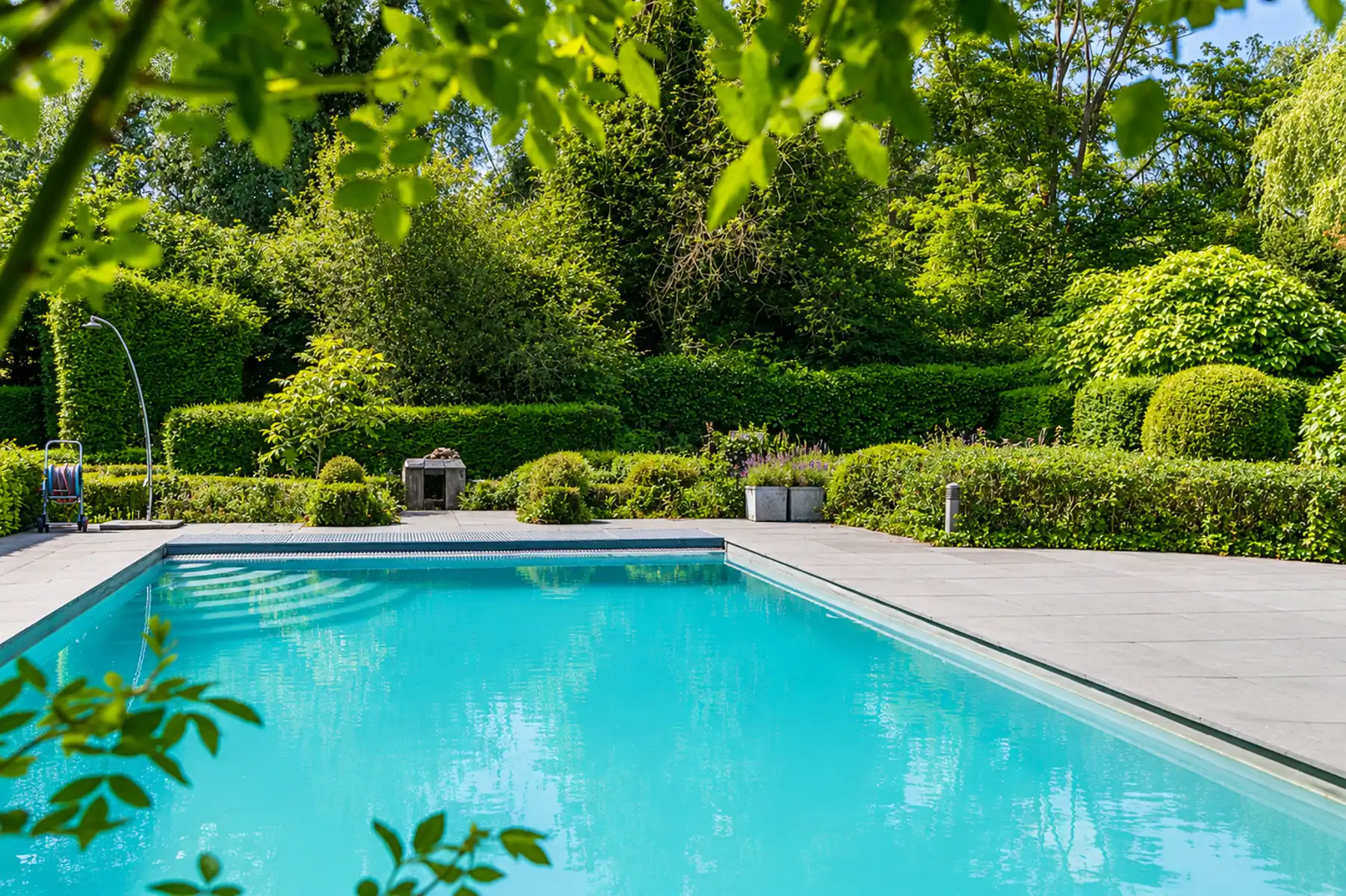 Exclusieve architectenwoning met zwembad in Kapellenbos foto 2