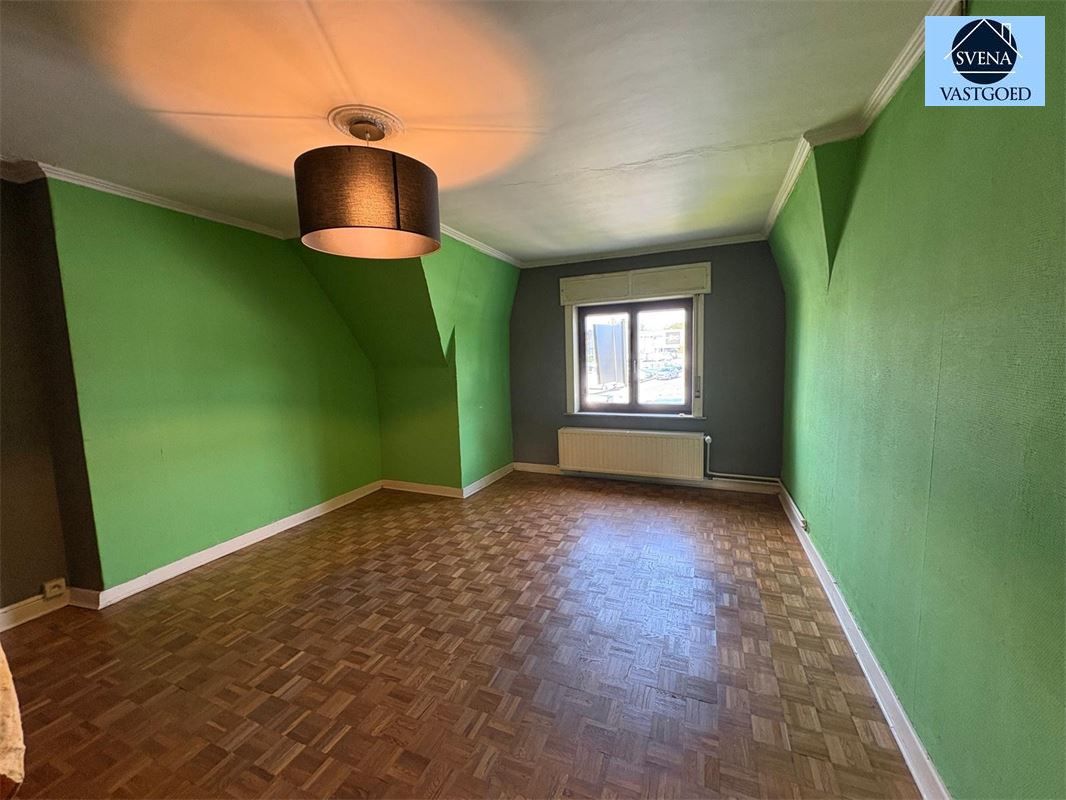 STATIGE TE RENOVEREN WONING MET 3 SLAAPKAMERS, GARAGE EN TUIN foto 12