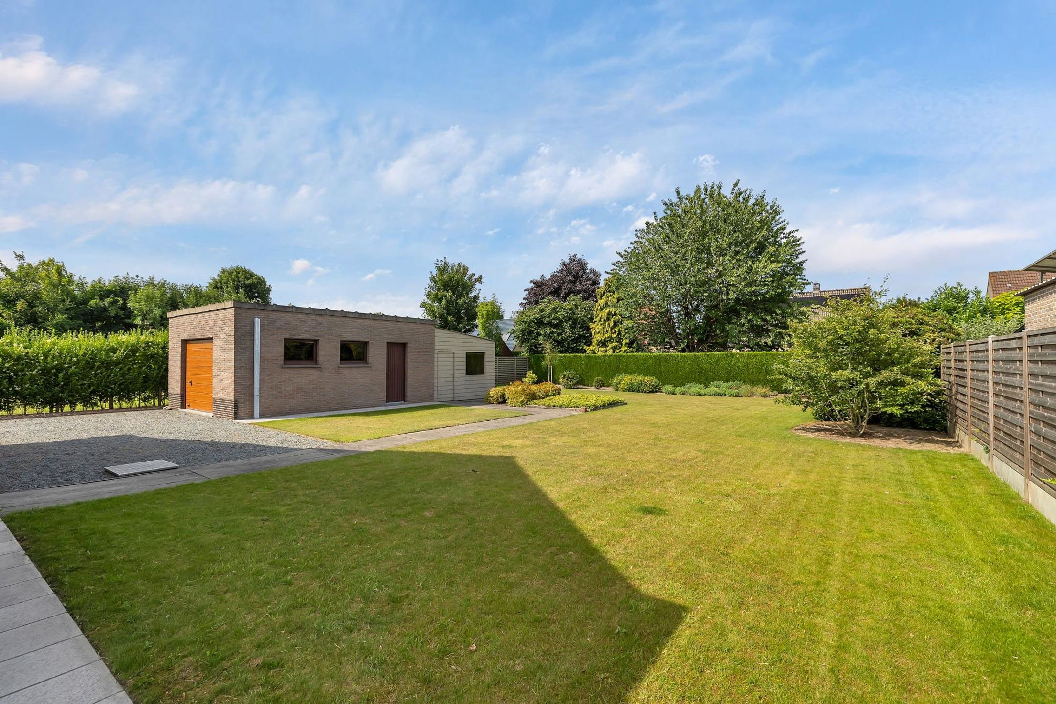 Statige villa op ruim perceel te Sint-Martens-Leerne (Deinze) foto 17