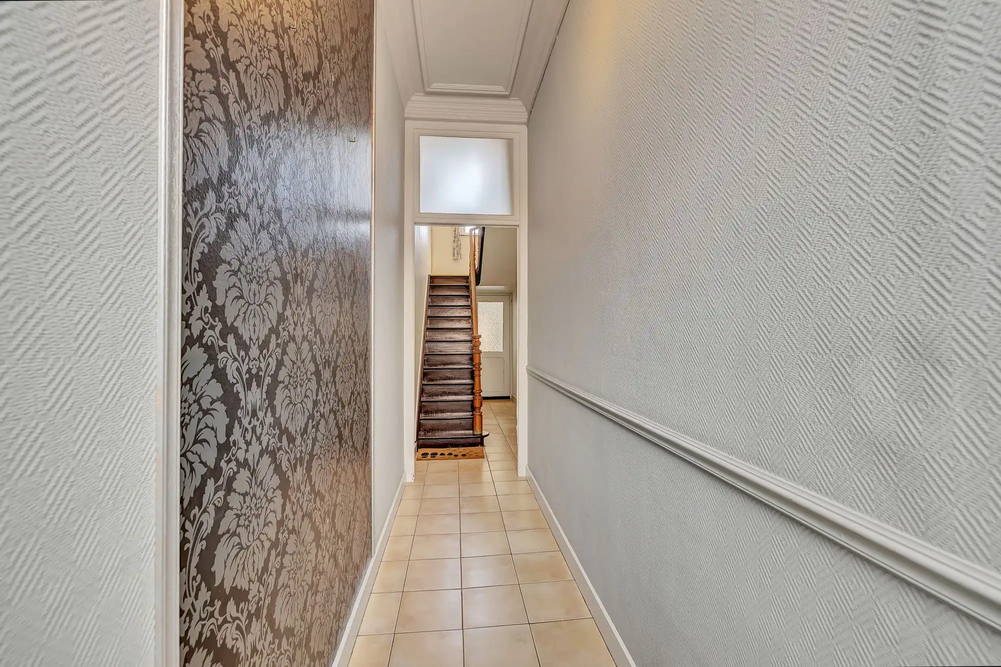 Opbrengsteigendom met 2 wooneenheden foto 2