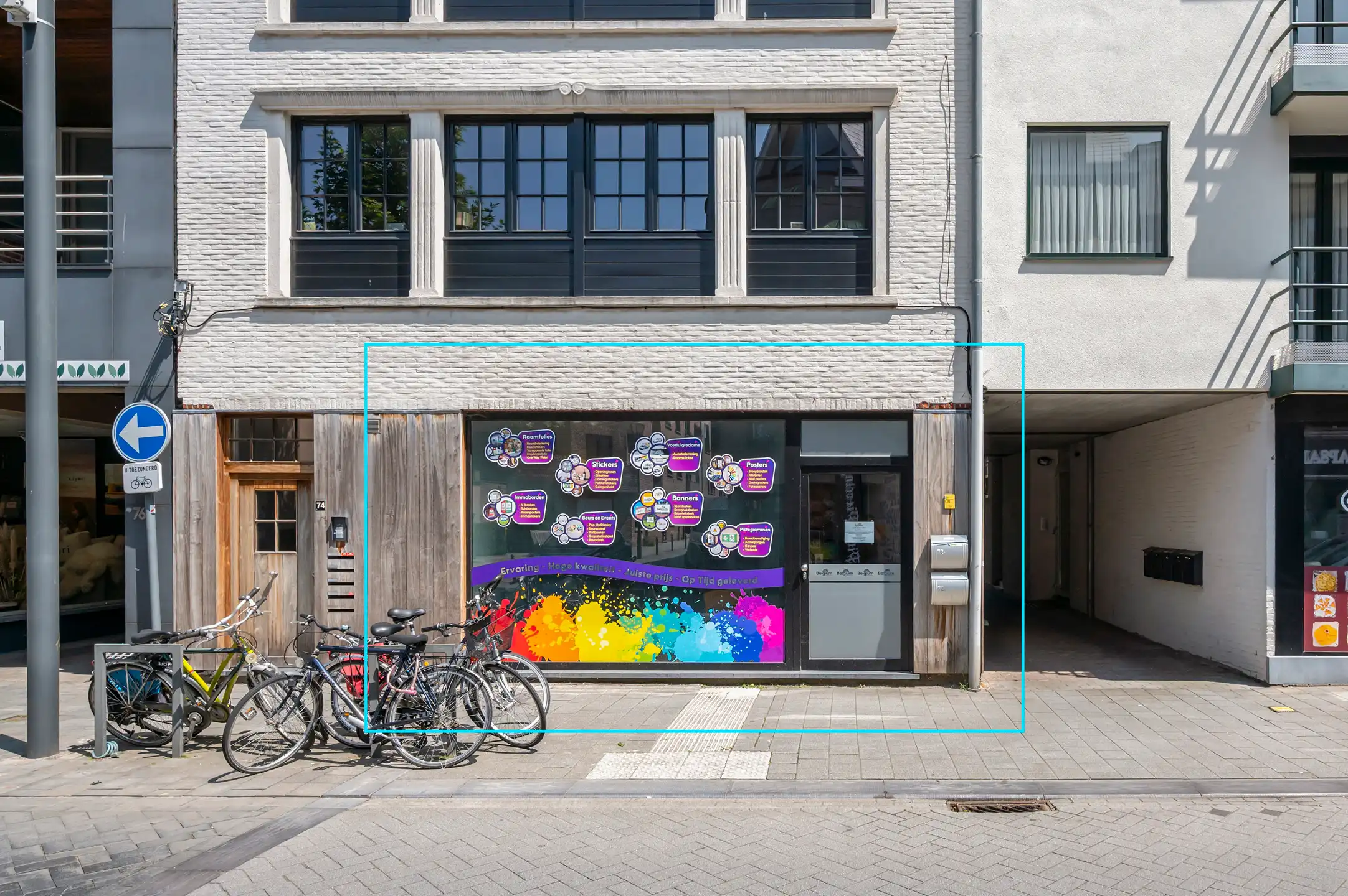 Ruime gelijkvloerse handelsruimte in hartje Turnhout foto {{pictureIndex}}