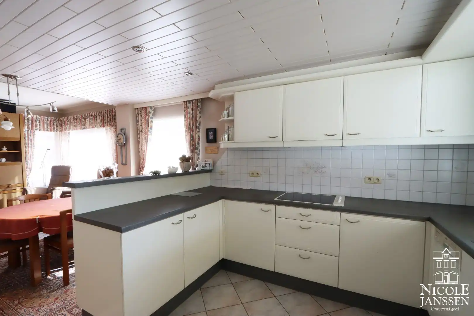 Praktisch ingedeelde gezinswoning met drie slaapkamers in Gerdingen foto 11