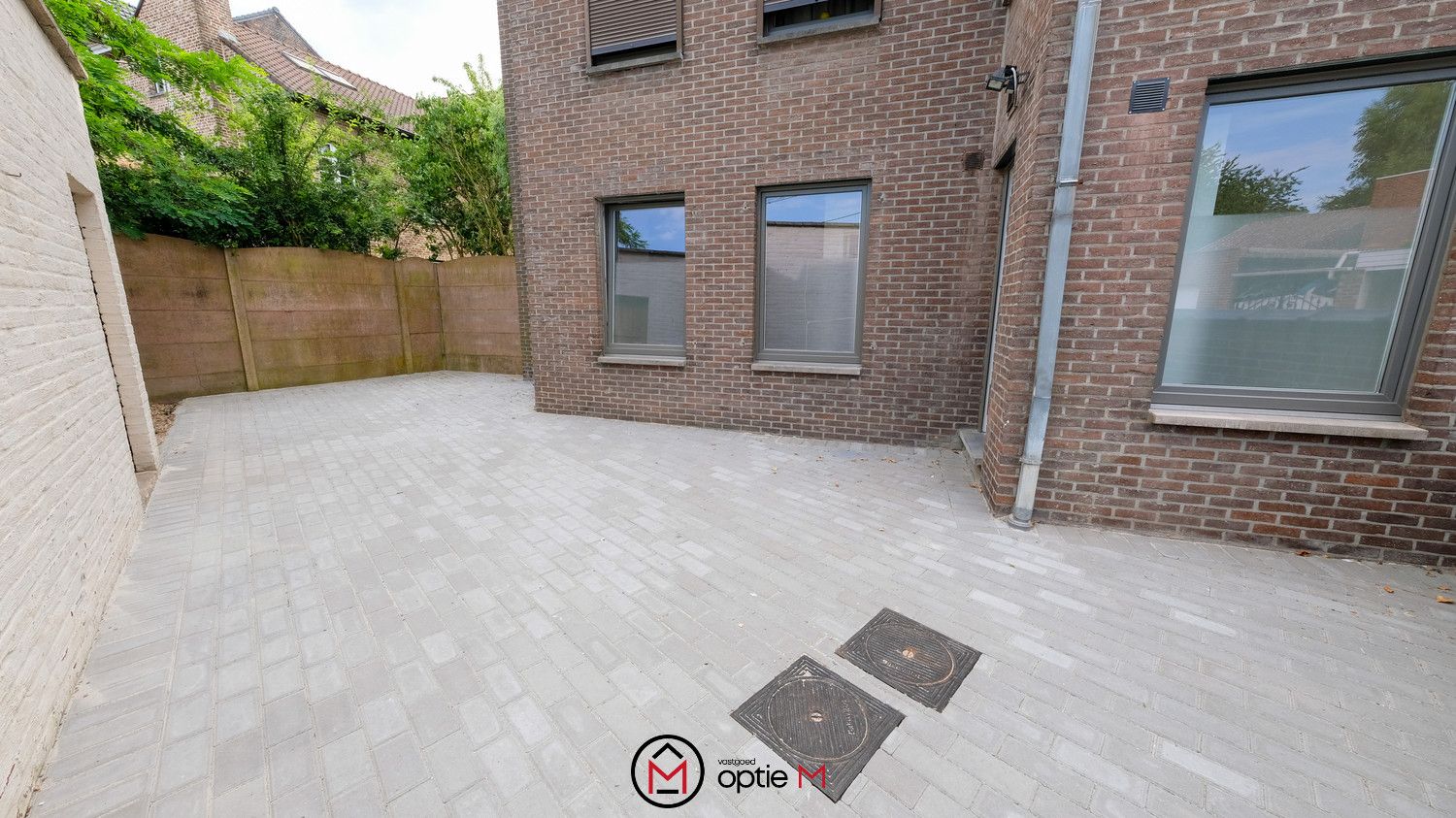 RUIM APPARTEMENT MET 3 SLAAPKAMERS, TERRAS EN GARAGEBOX foto 20