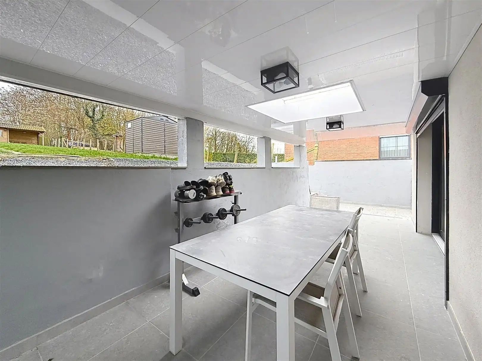 Ruime gerenoveerde woning, 5 slpks, 2 bdks, tuin, 11a 11ca  foto 13