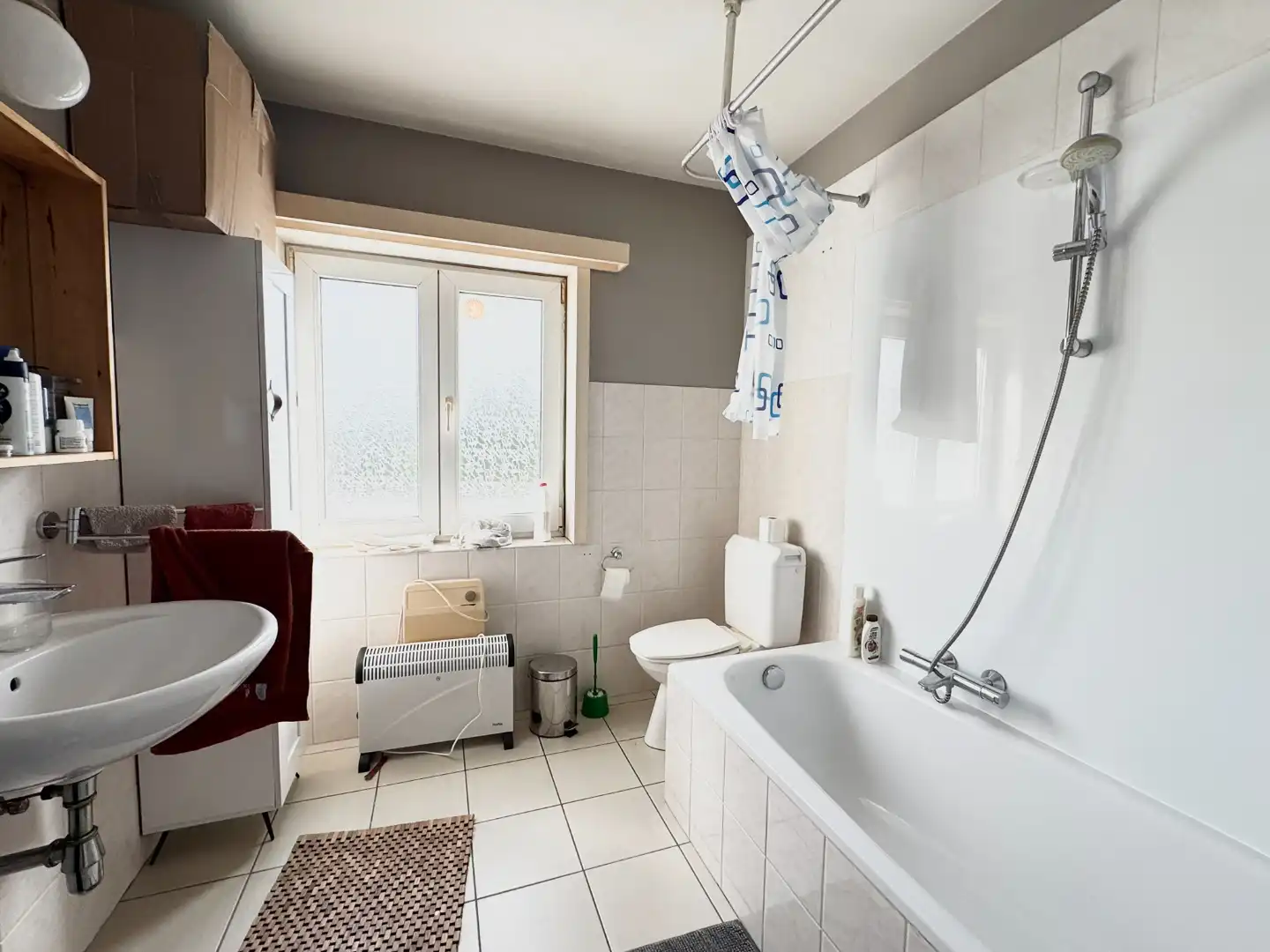 Ruime halfopen bebouwing met 3 slaapkamers in Laarne  foto 8