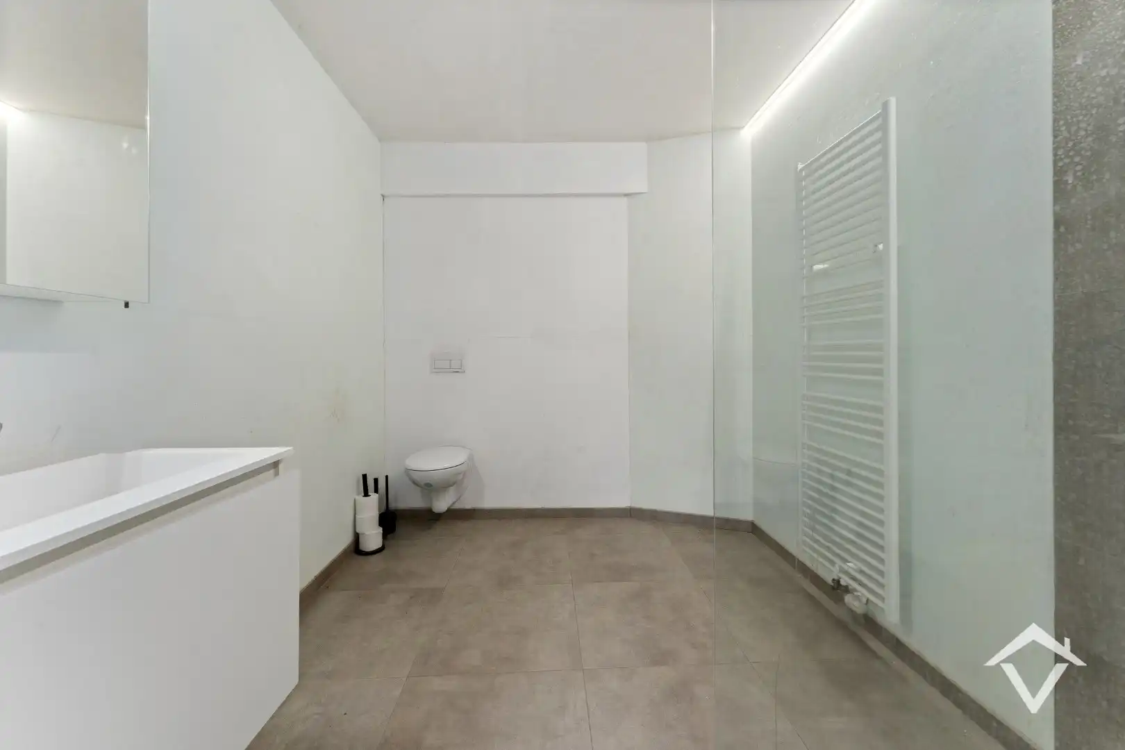 Appartement met autostandplaats te Leke foto 18