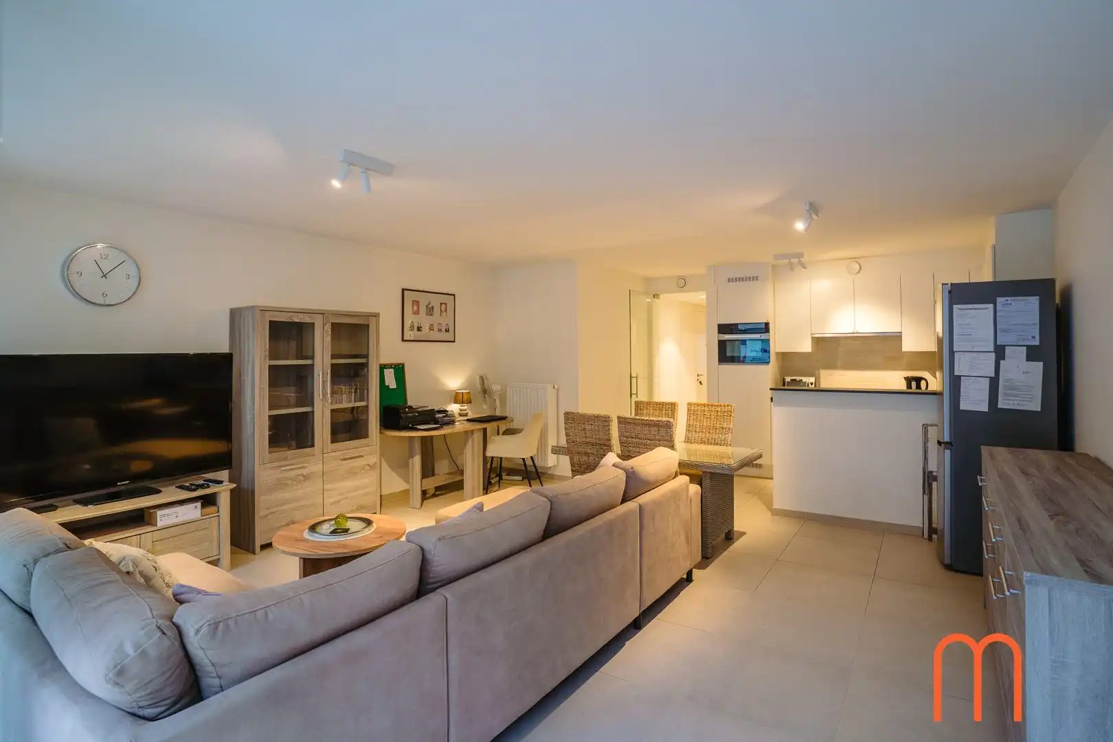 Appartement met 2 slaapkamers en terras te huur in centrum Oostende foto 2