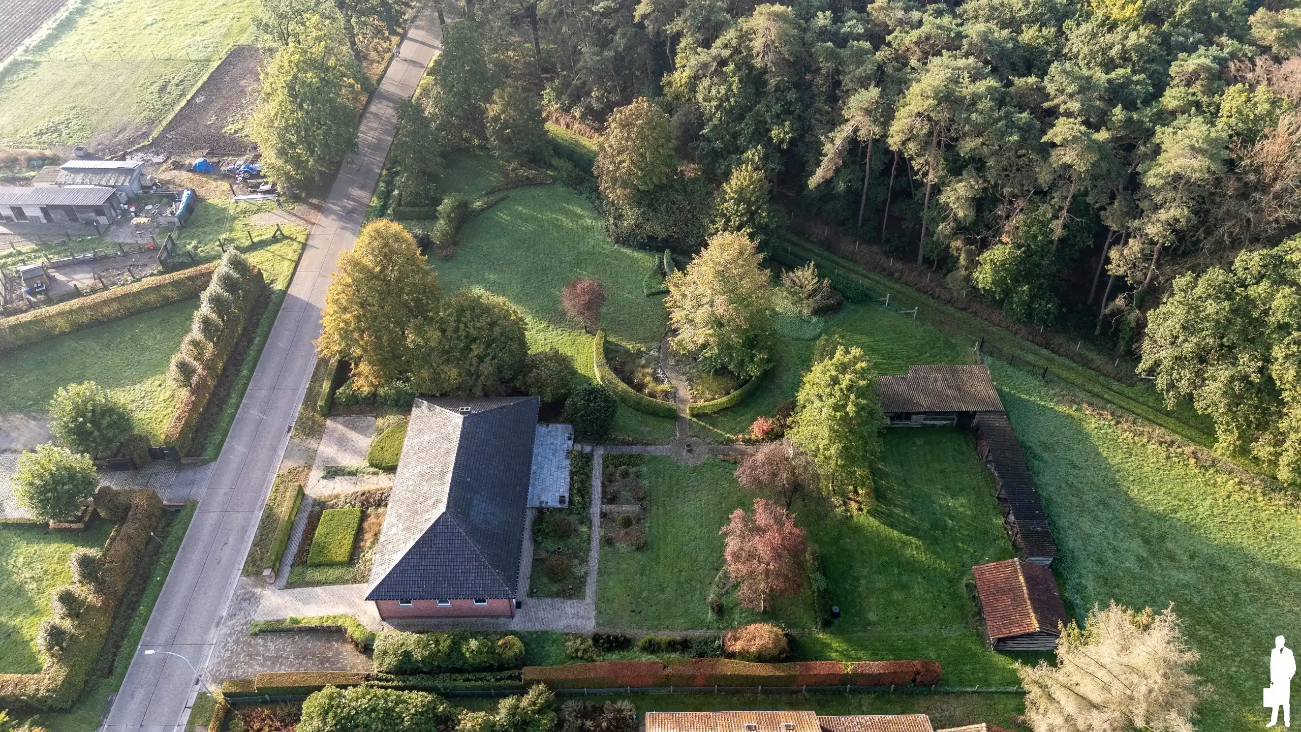 Vrijstaande woning op prachtig perceel van 4.041 m²  foto 23