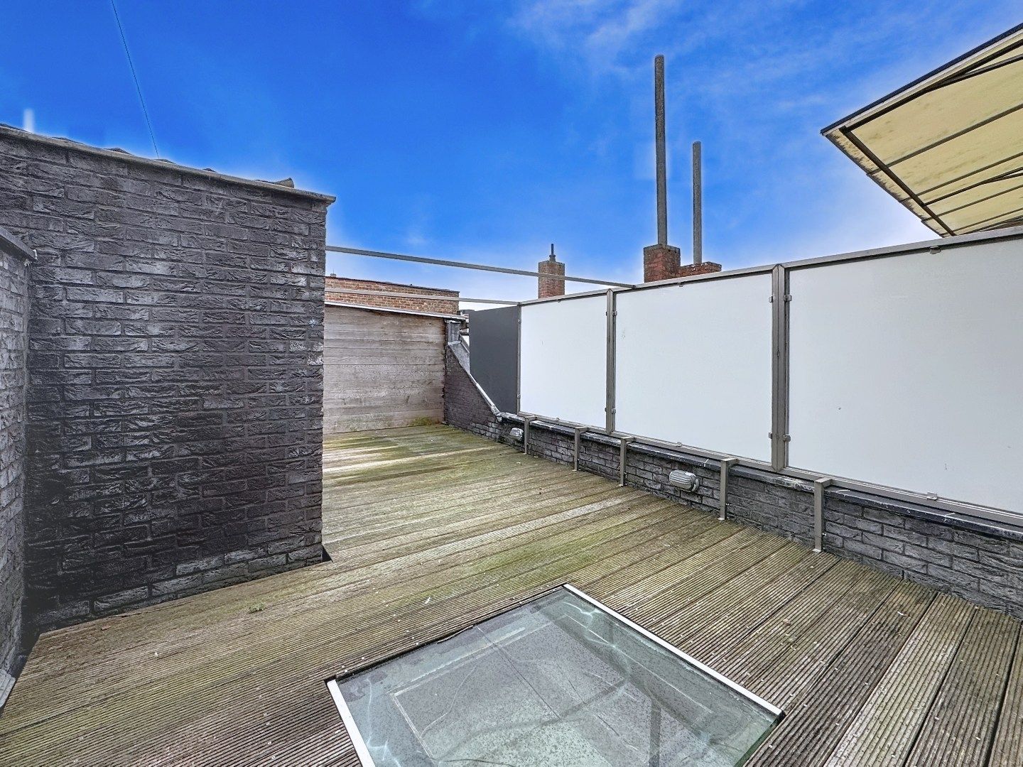 Appartement met 2 slaapkamers, ruim terras en garage te Koekelare  foto 6