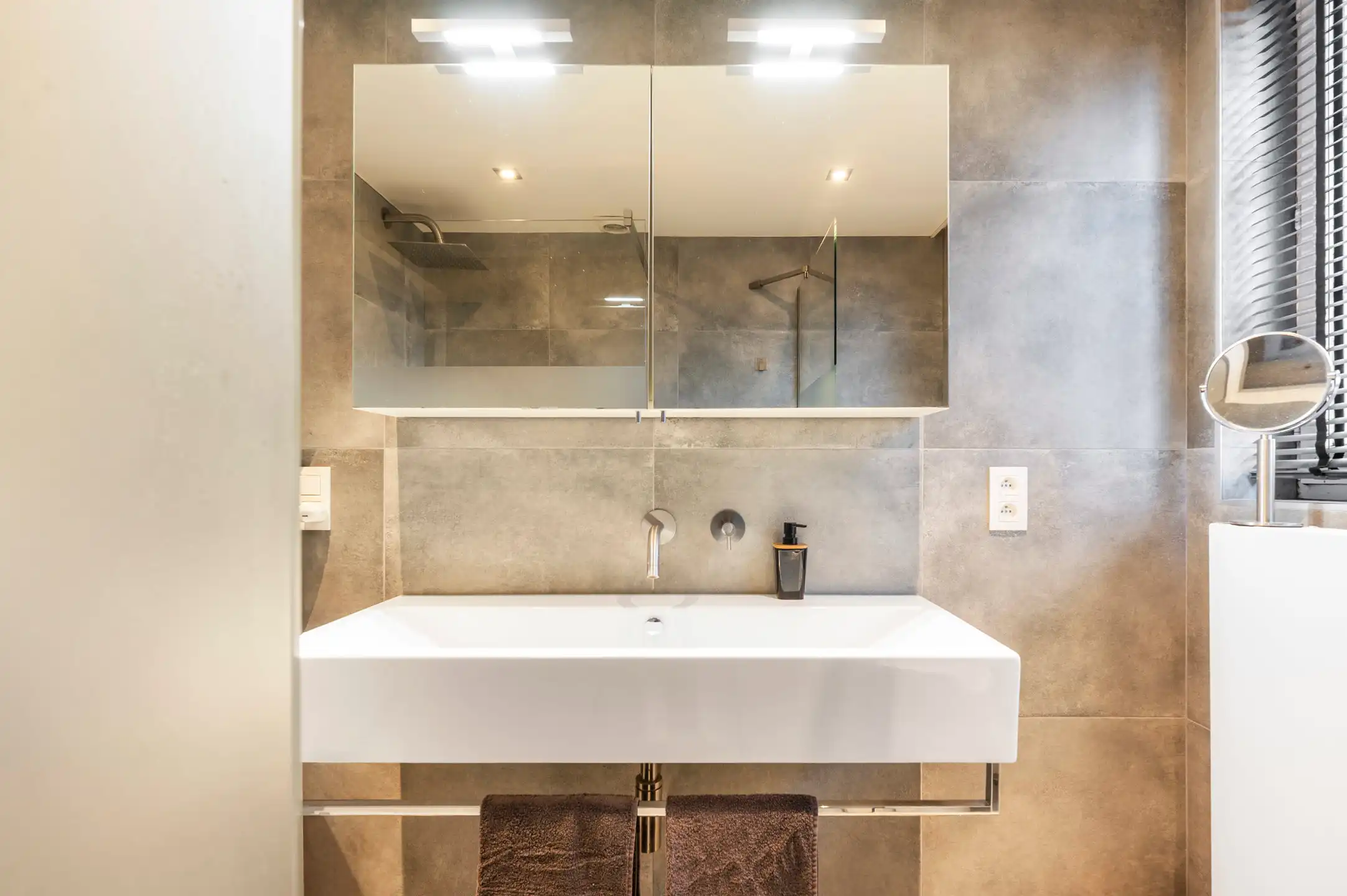 RIJKEVORSEL - Charmante Franse Villa met hedendaagse Luxe! foto 16