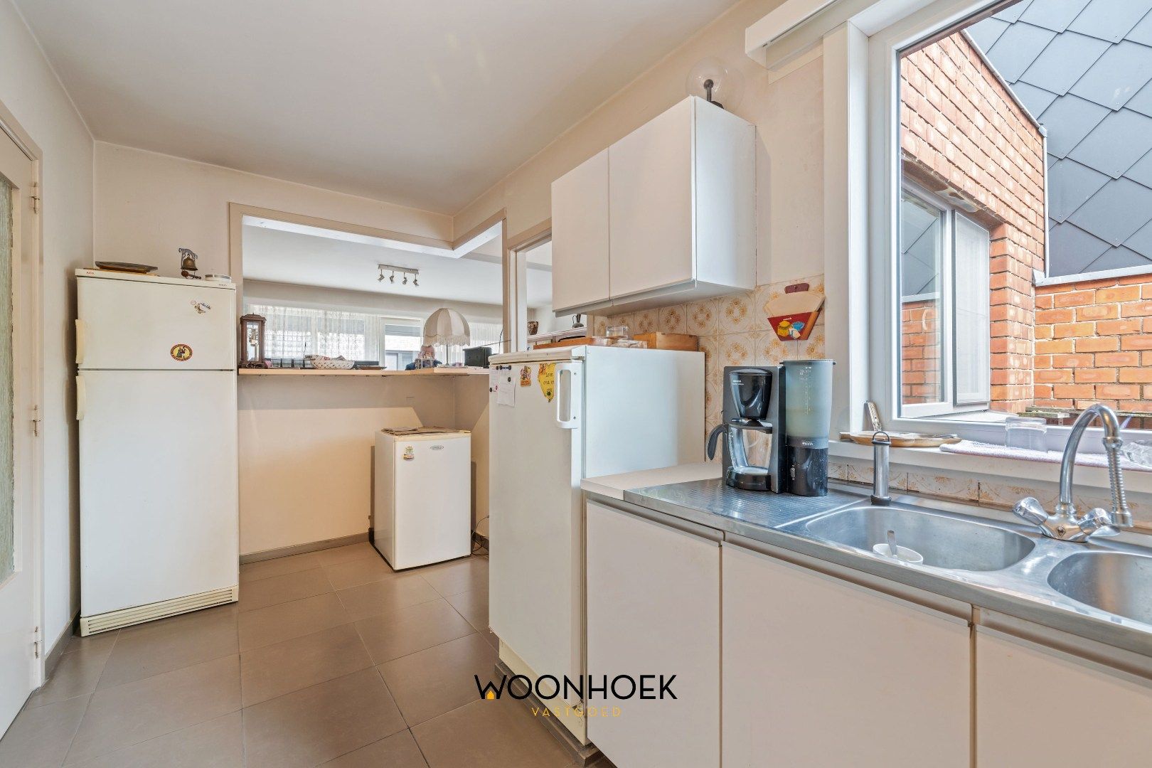 Residentieel gelegen appartement aan de Markt te Zelzate foto 8