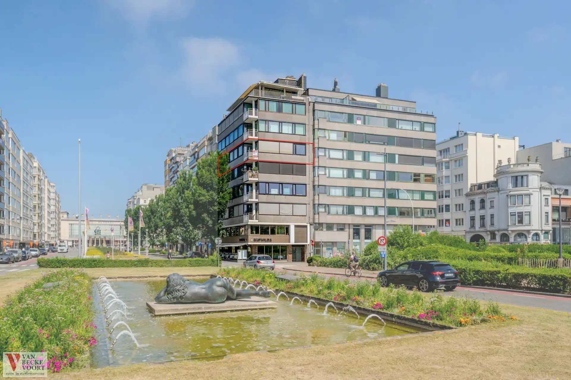 Wonen aan het park: stijlvol gerenoveerd appartement met uitzonderlijk uitzicht foto 16