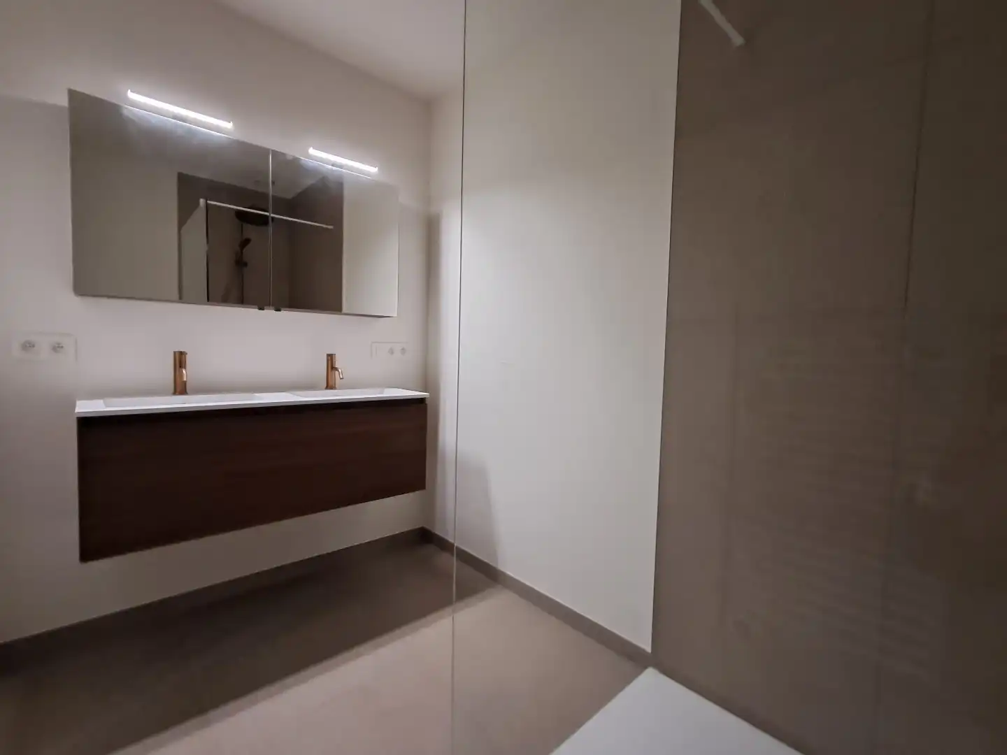 Penthouse in het centrum van Sijsele! foto 17