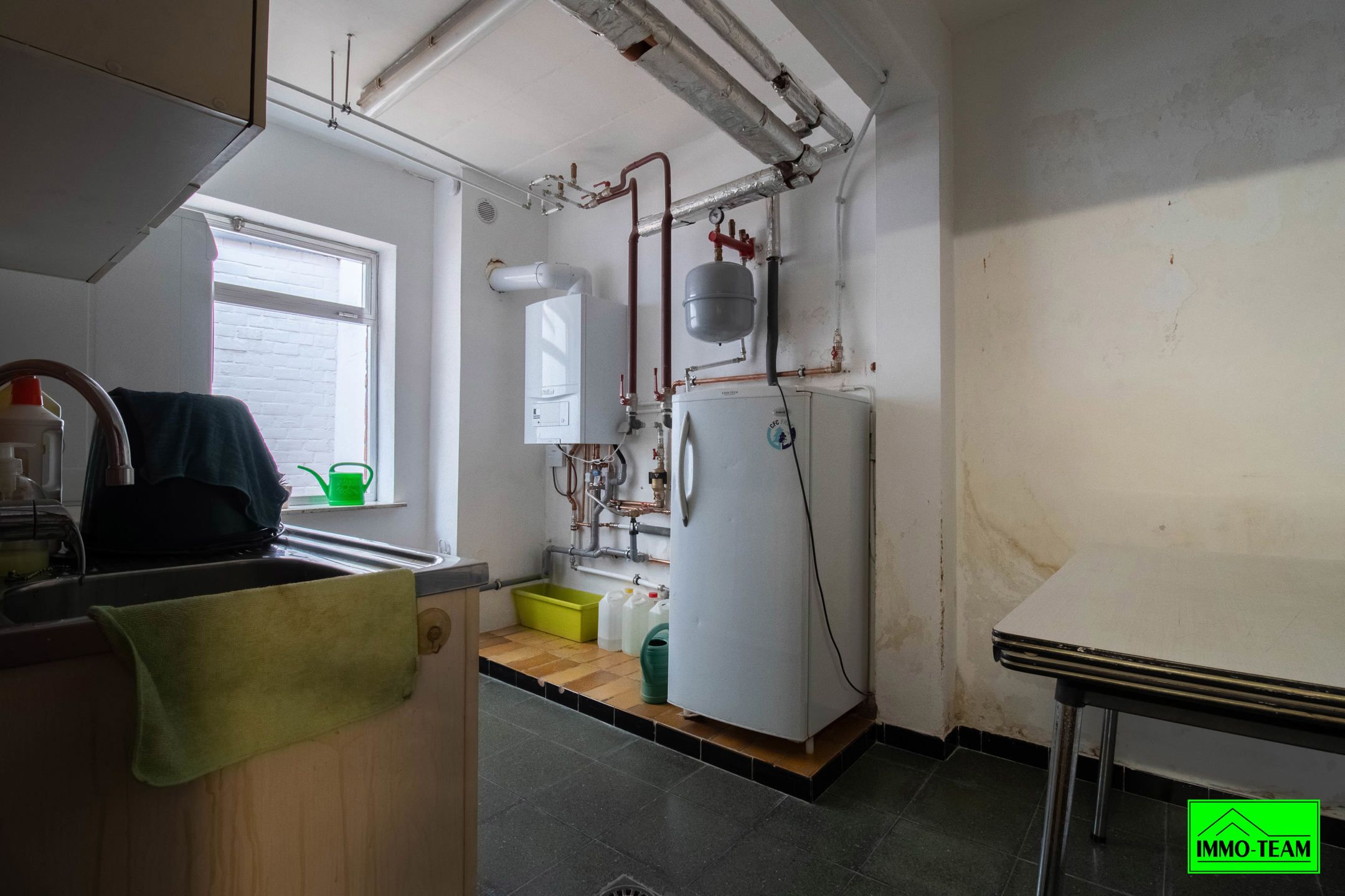 Ruime goed onderhouden gezinswoning met 4 slaapkamers foto 22