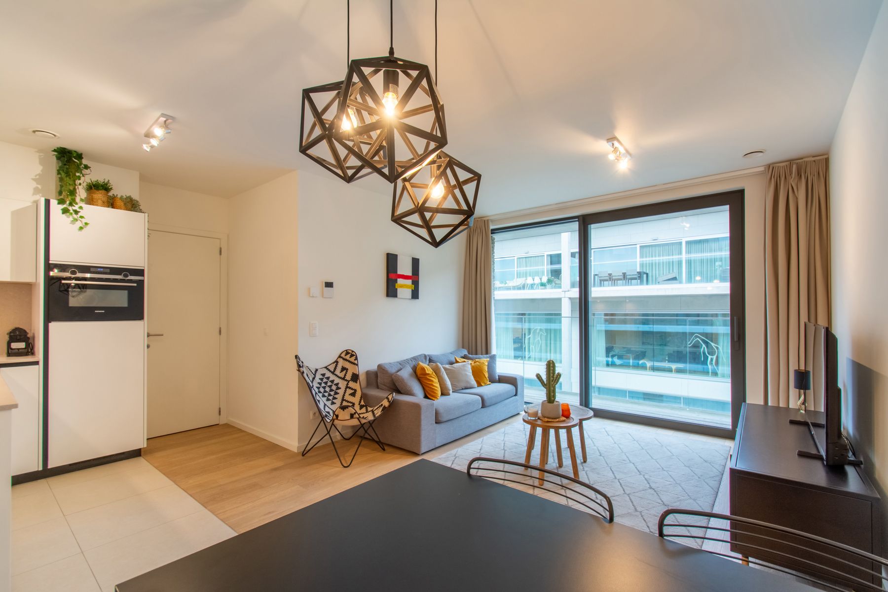 Gemeubeld 1-slaapkamer app met prachtig zicht op park  foto {{pictureIndex}}