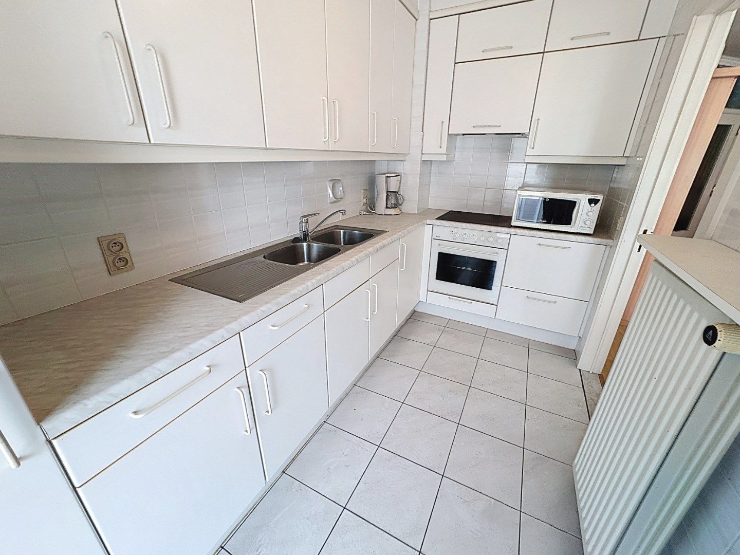 Ruim appartement gelegen aan de achterzijde van de Zeedijk foto 10