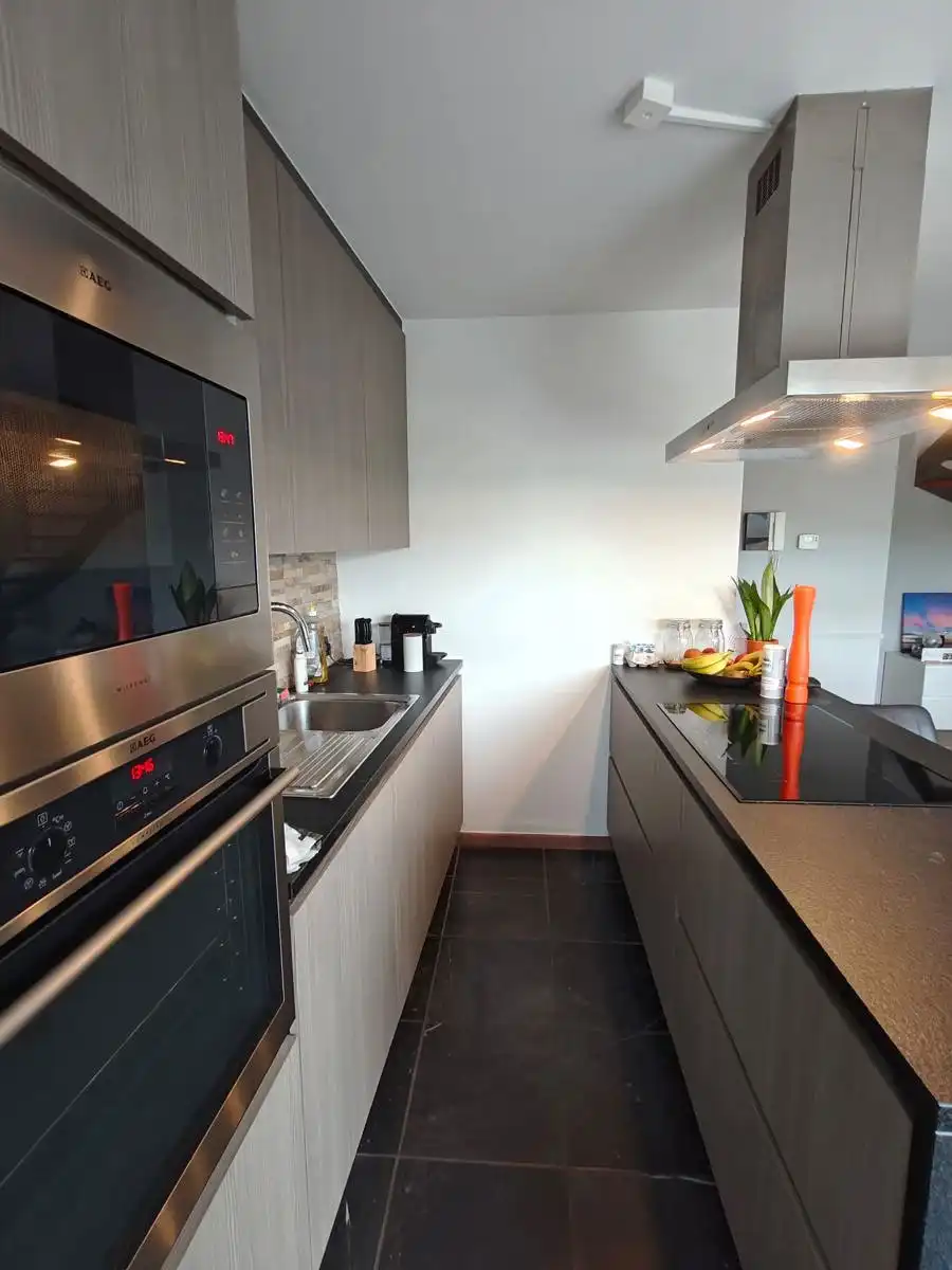 2 slaapkamer appartement met aparte garage foto 5