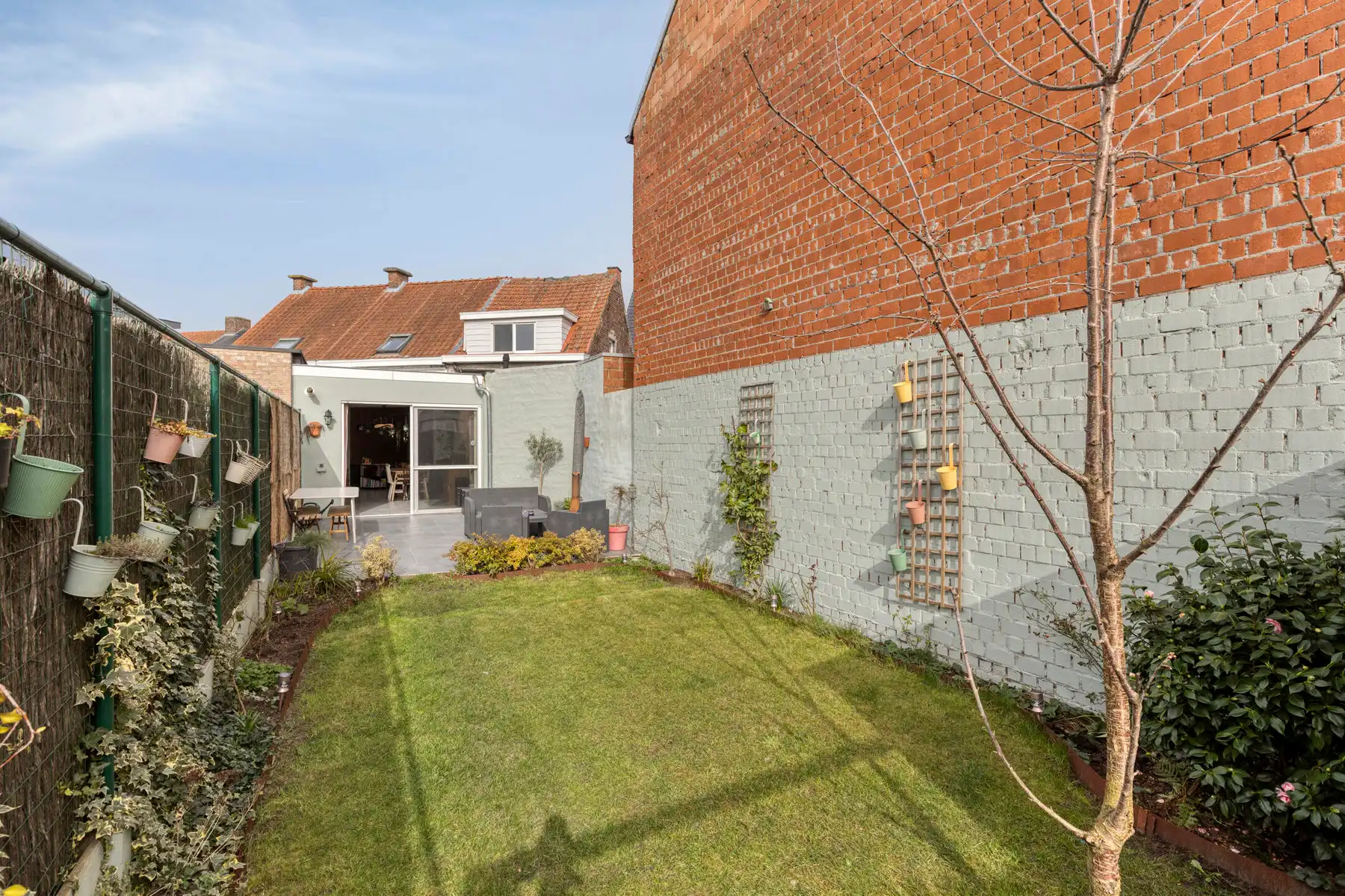 Instapklare woning met 2 slaapkamers en oprit nabij centrum  foto 14