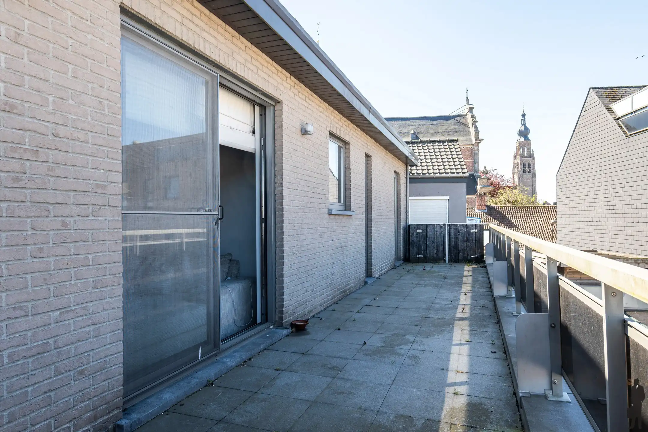 Ruim, lichtrijk duplex-appartement gelegen in het centrum van Hoogstraten foto 15