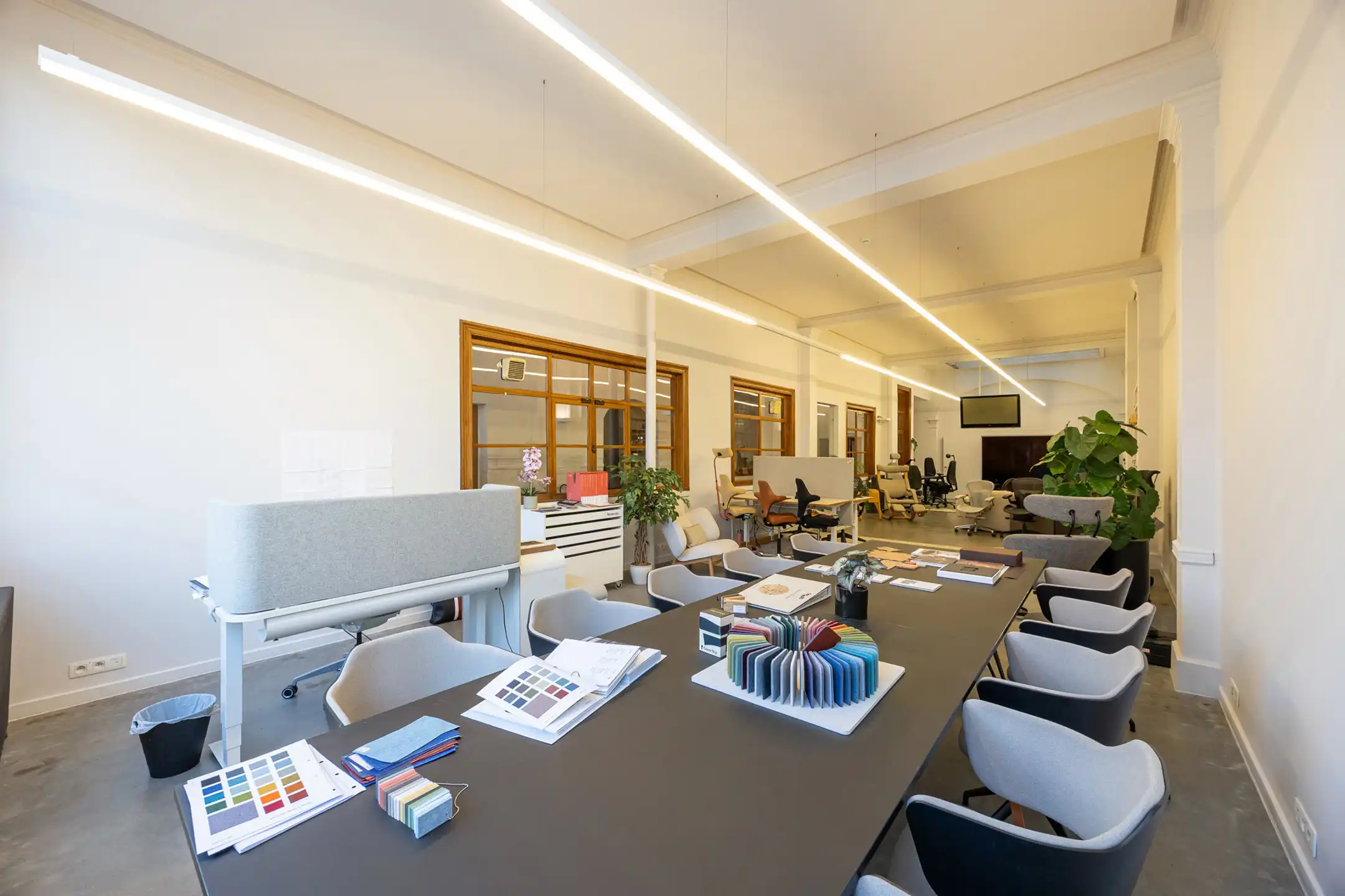 Flagship kantoor/showroom van 150 m² in iconisch gebouw foto 6