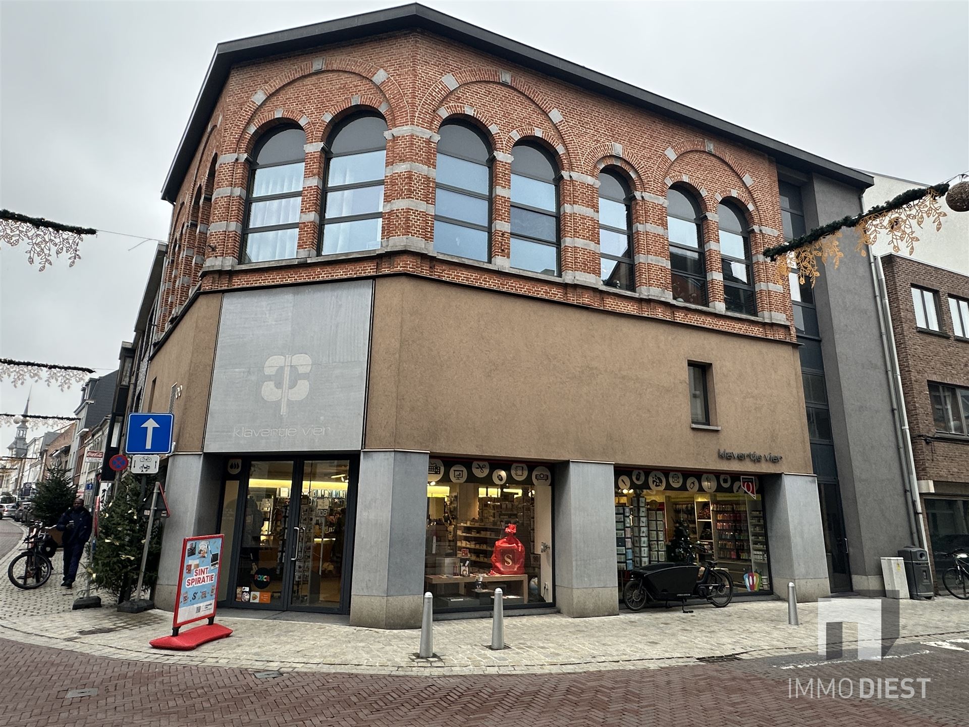 Handelspand (duplex met lift) foto 12