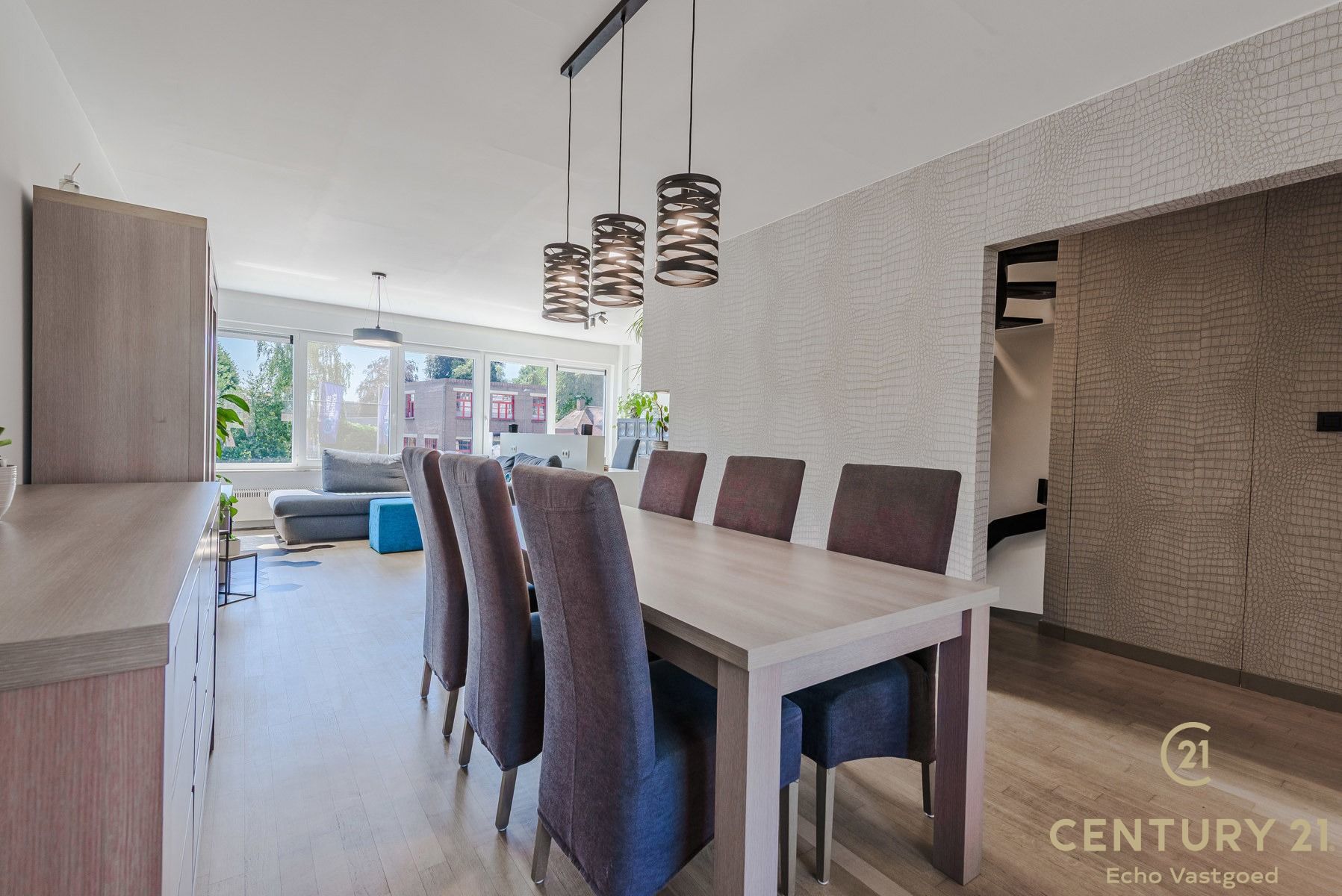 Centraal gelegen ruime woning nabij het centrum van Turnhout foto 4