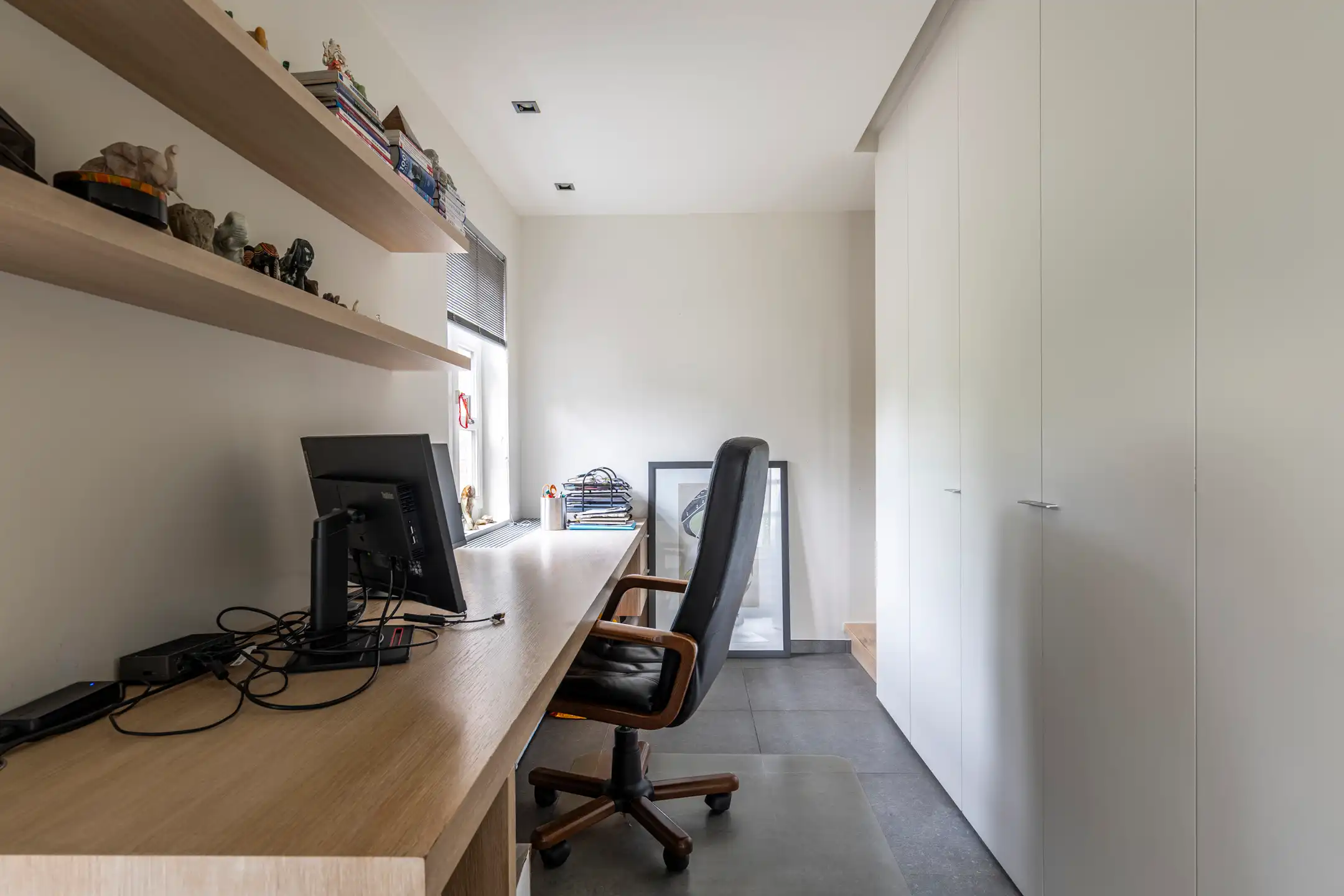 Rustig gelegen vrijstaande woning op 960 m² grond. foto 15
