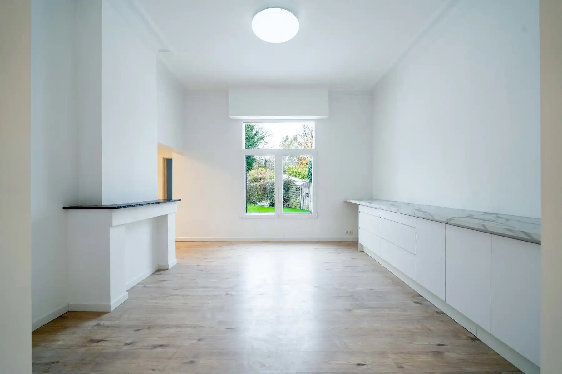 Karakteristieke HOB met 4 slpk in centrum Heist foto 7