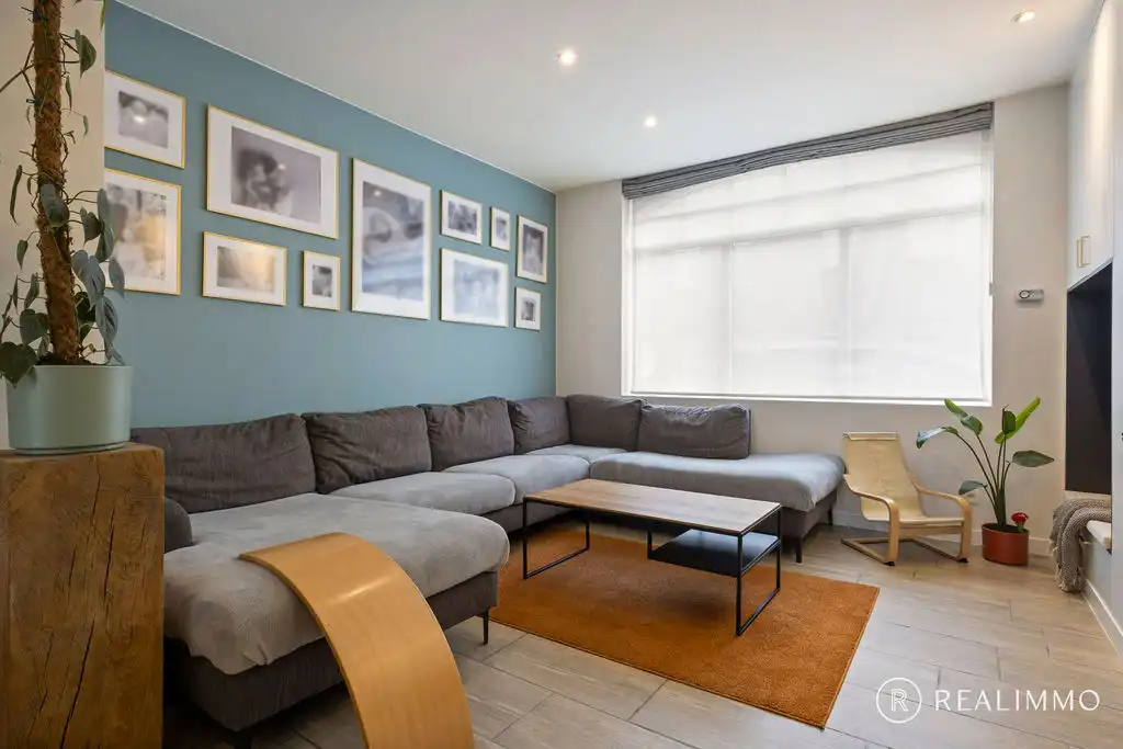 Gezellige en stijlvol gerenoveerde rijwoning te Sint-Denijs foto 6