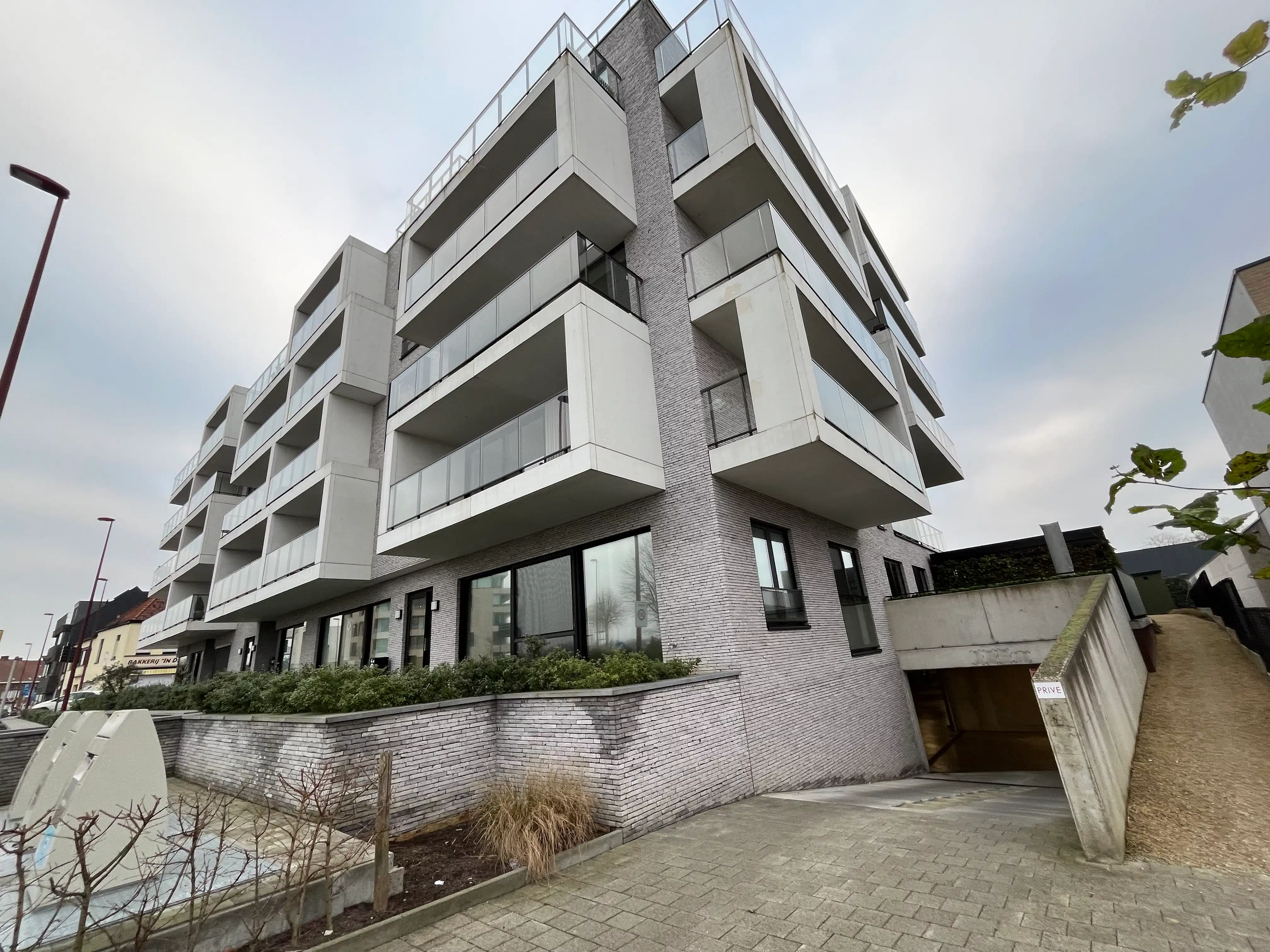 Instapklaar, lichtrijk appartement met zonneterrassen foto 23