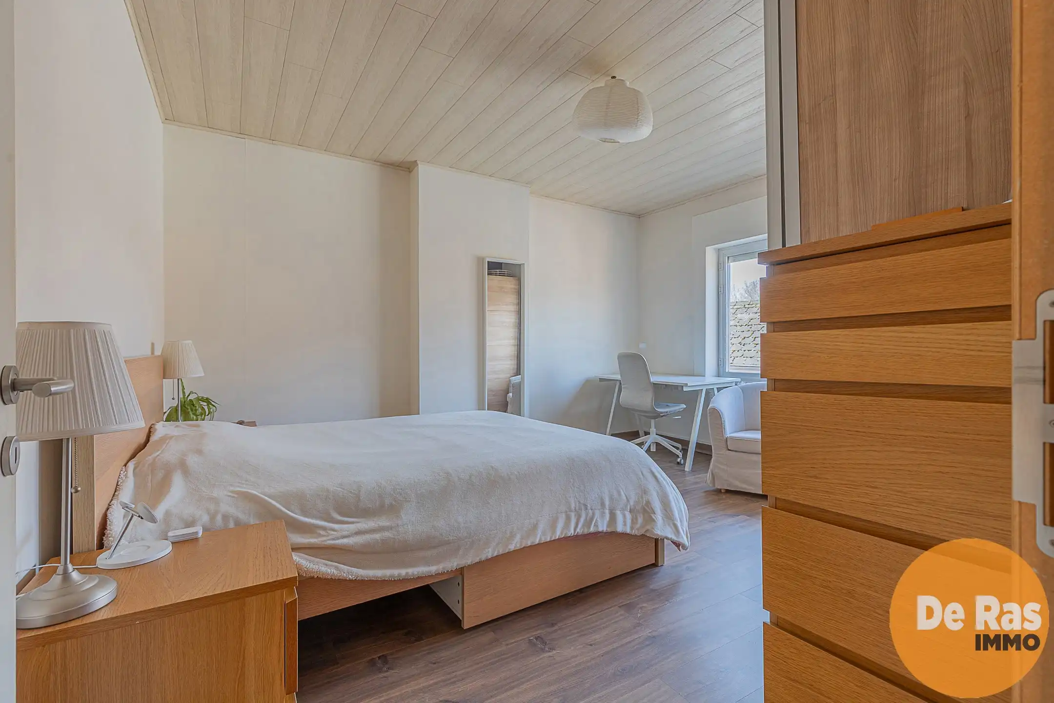 HELDERGEM - Gezellige woning met tuin, weide en stallen foto 17