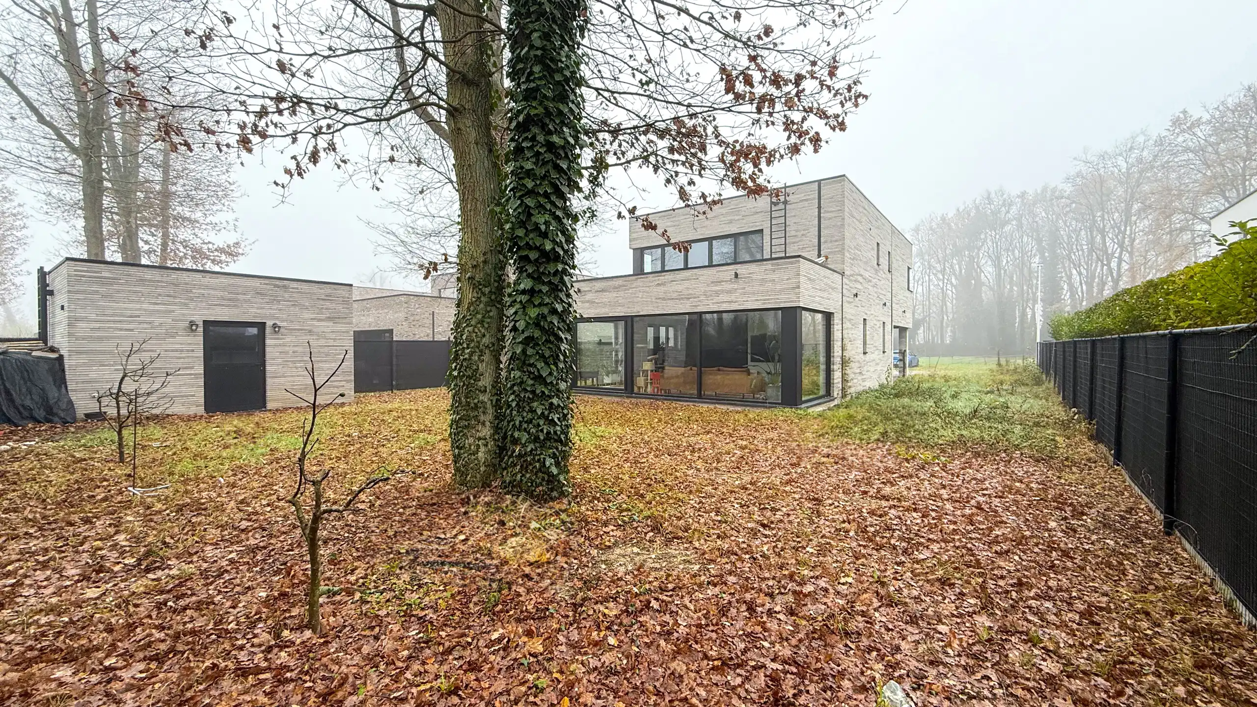 Exclusieve villa met hoogwaardige afwerking Genk! foto 42