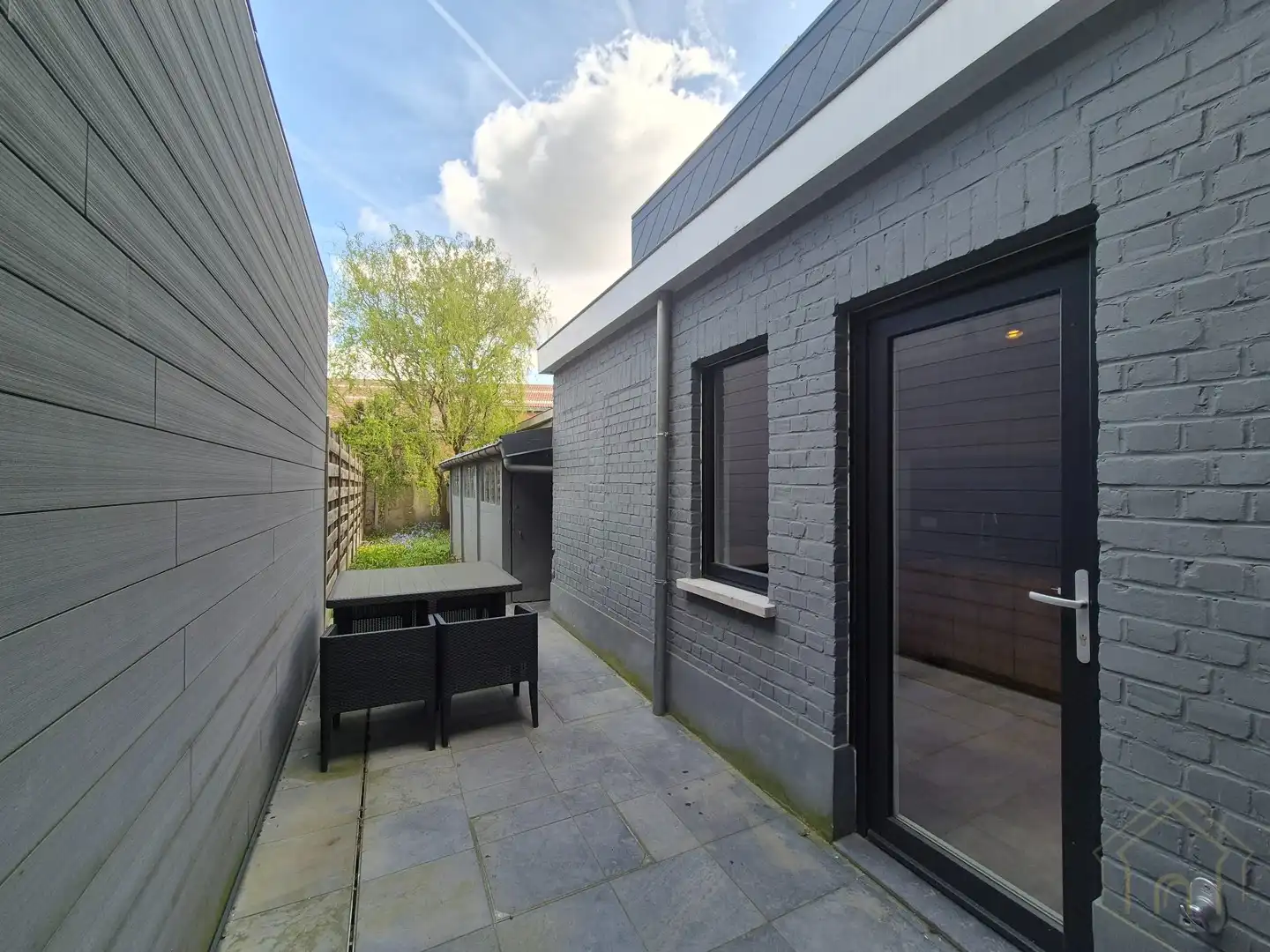 Comfortabele gezinswoning met twee slaapkamers en tuin foto 10