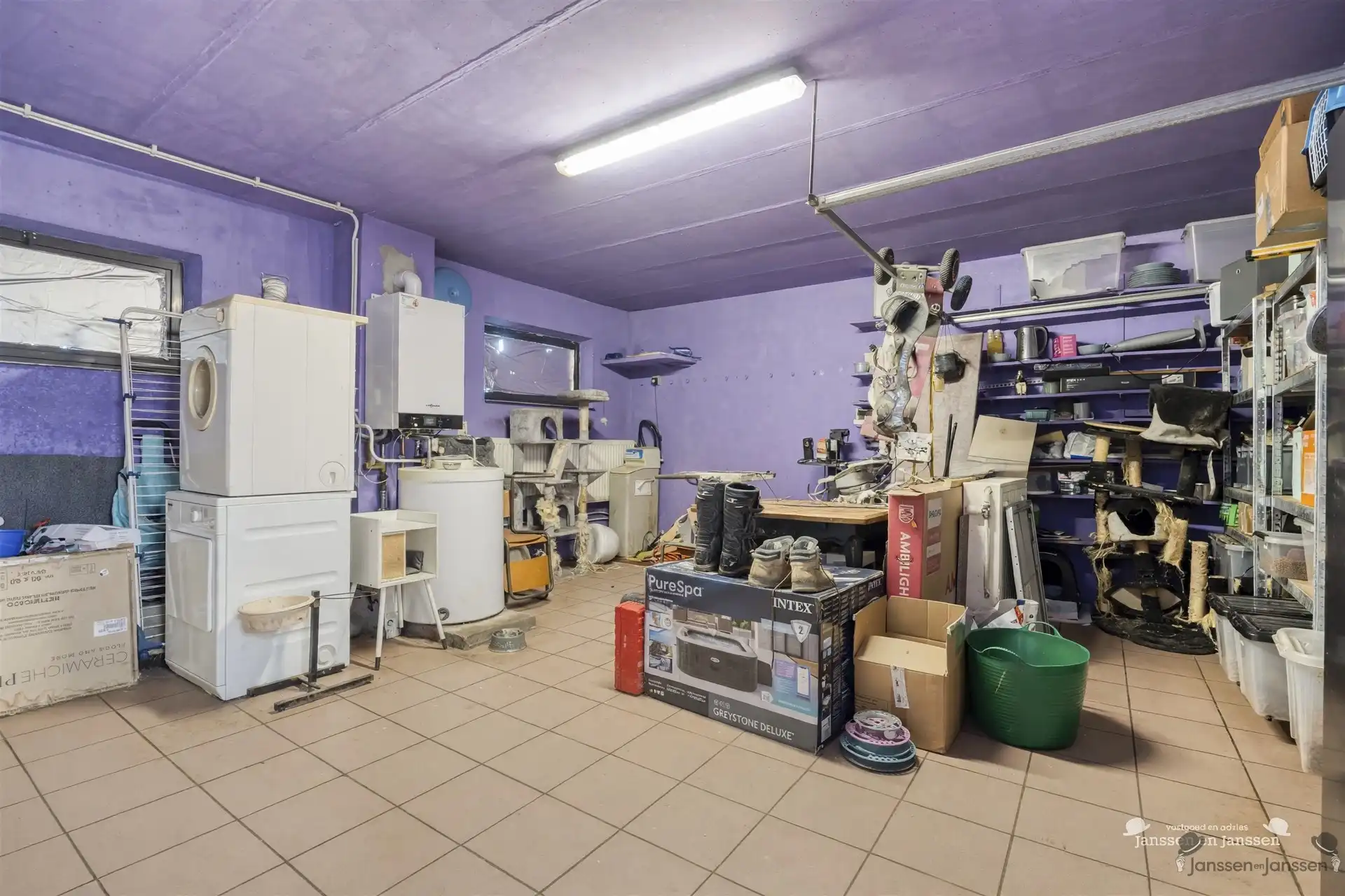 Rustig gelegen bungalow met grote tuin foto 16