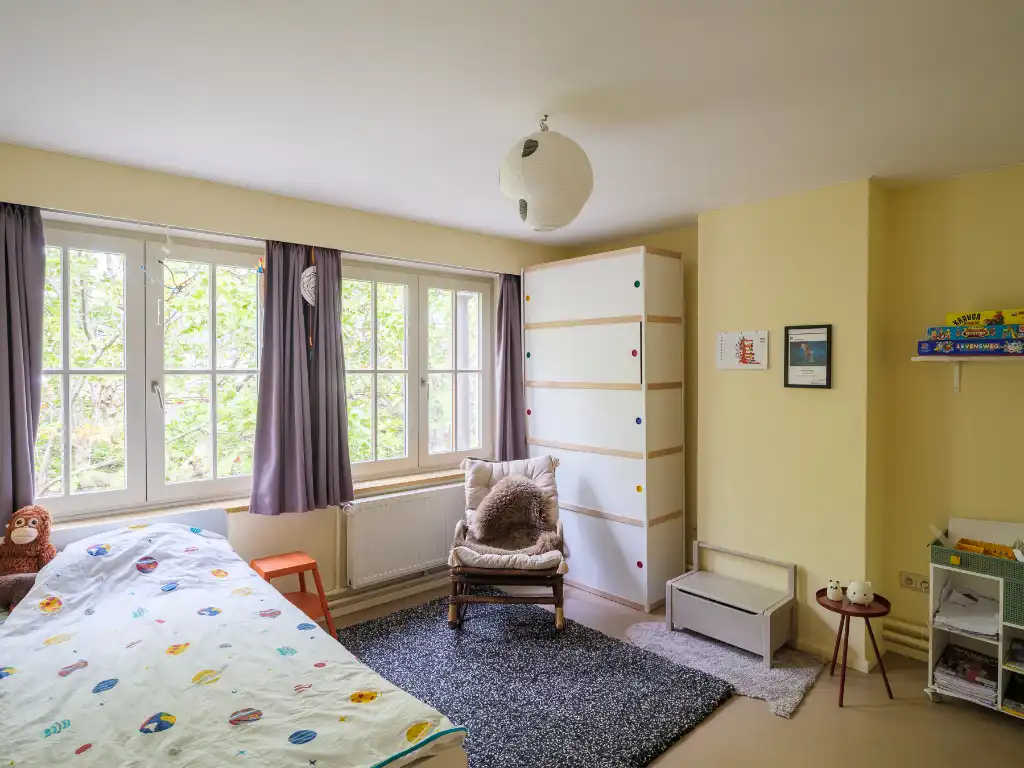Karaktervolle burgerwoning (225 m²) met romantische tuin, gelegen in de gegeerde stationsbuurt foto 20