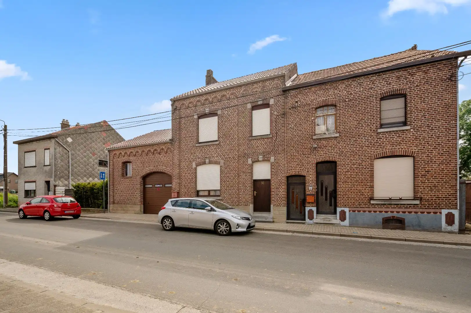 Ruime te renoveren rijwoning met ontzettend veel potentieel en een leuke tuin foto 25