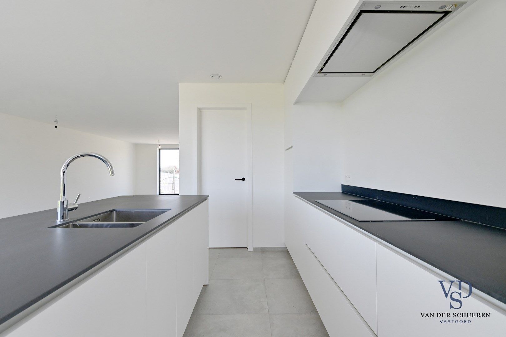 IN OPTIE ! Half Open Bebouwing met afzonderlijke garage  foto 12