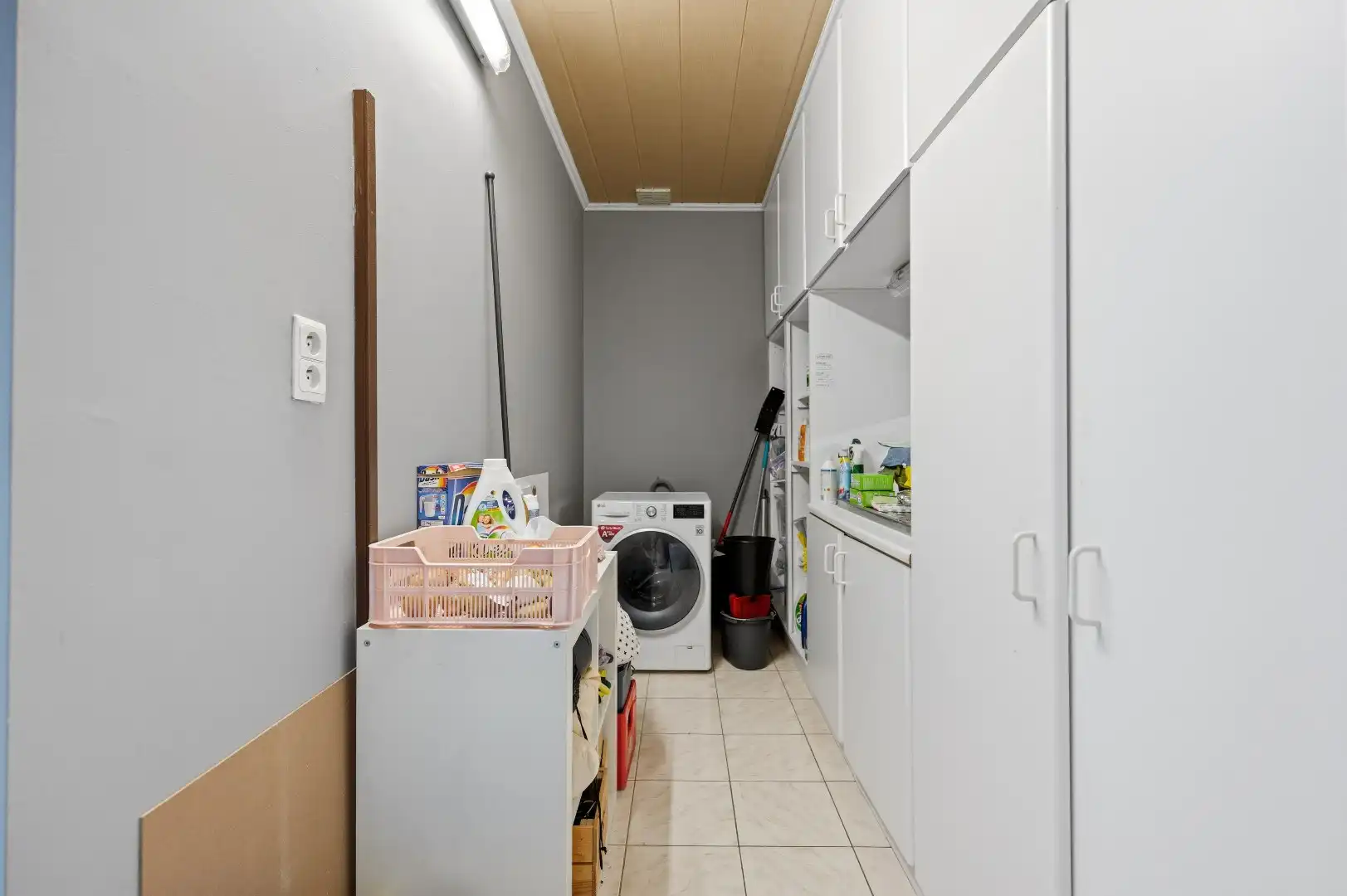 Ruime instapklare duplex met 3 slpks en praktijk- / hobbyruimte van 55m² foto 13